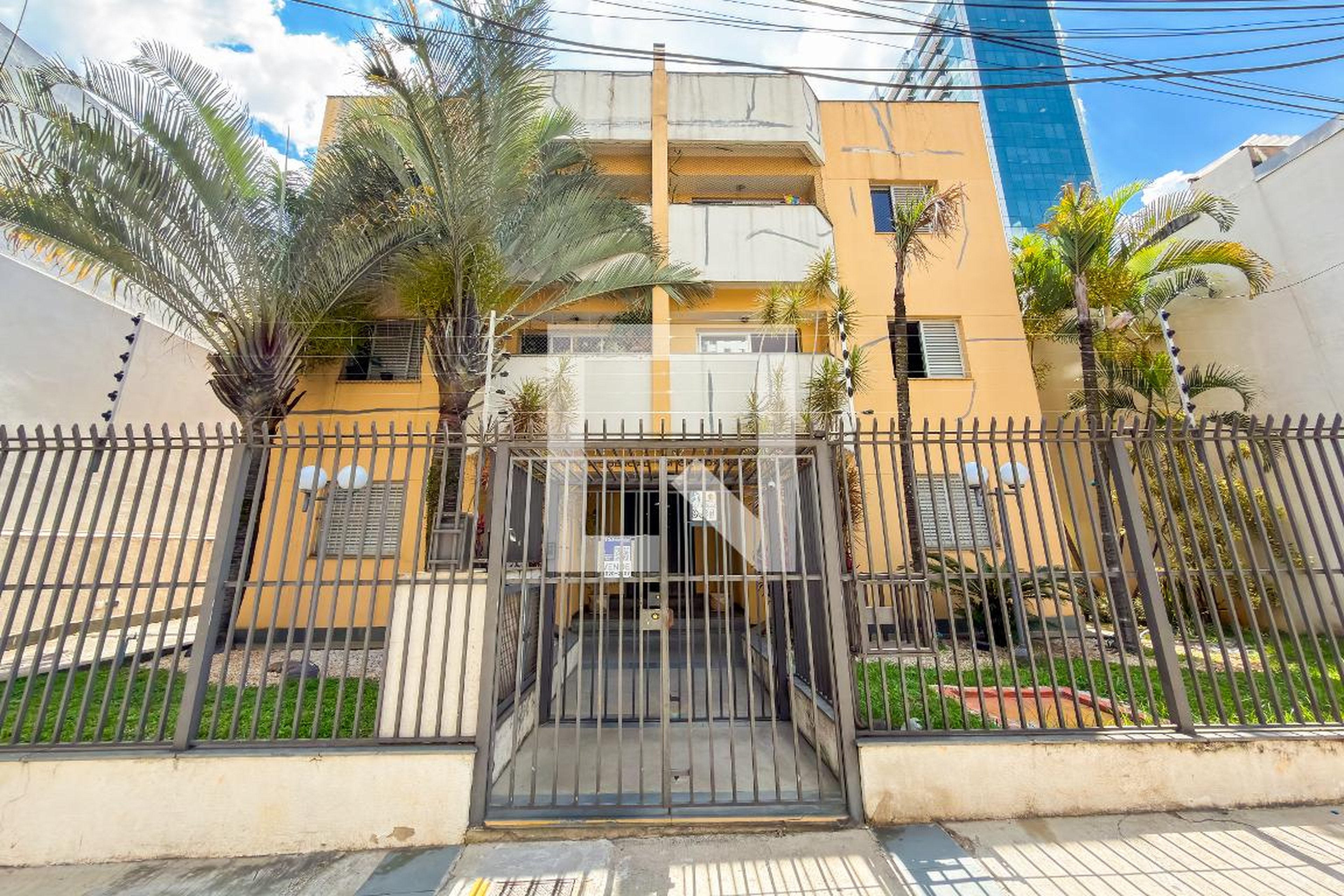 Fachada Condomínio YM Giordano