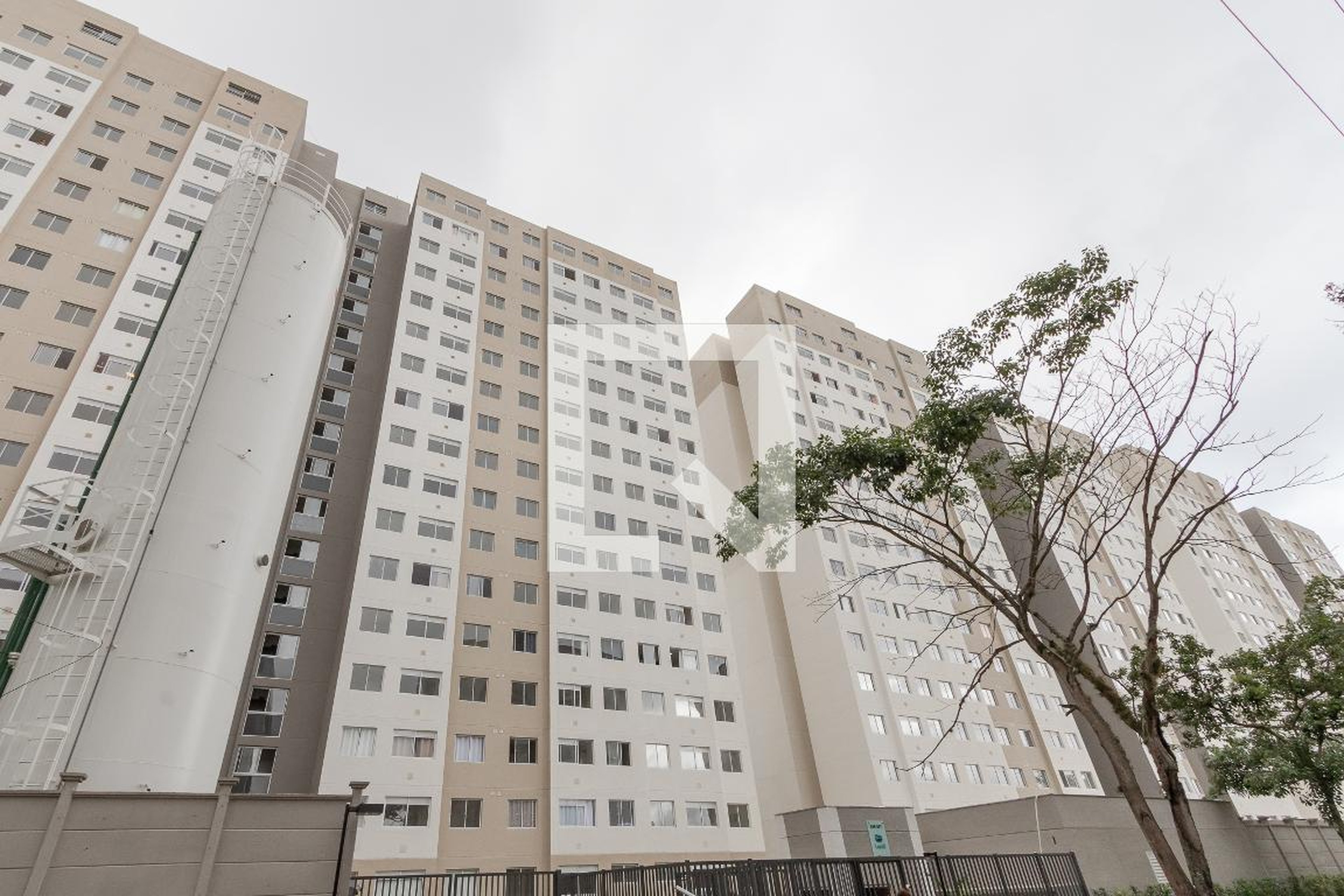 Fachada Condomínio em Rua Professor Soriano Magalhães, 377