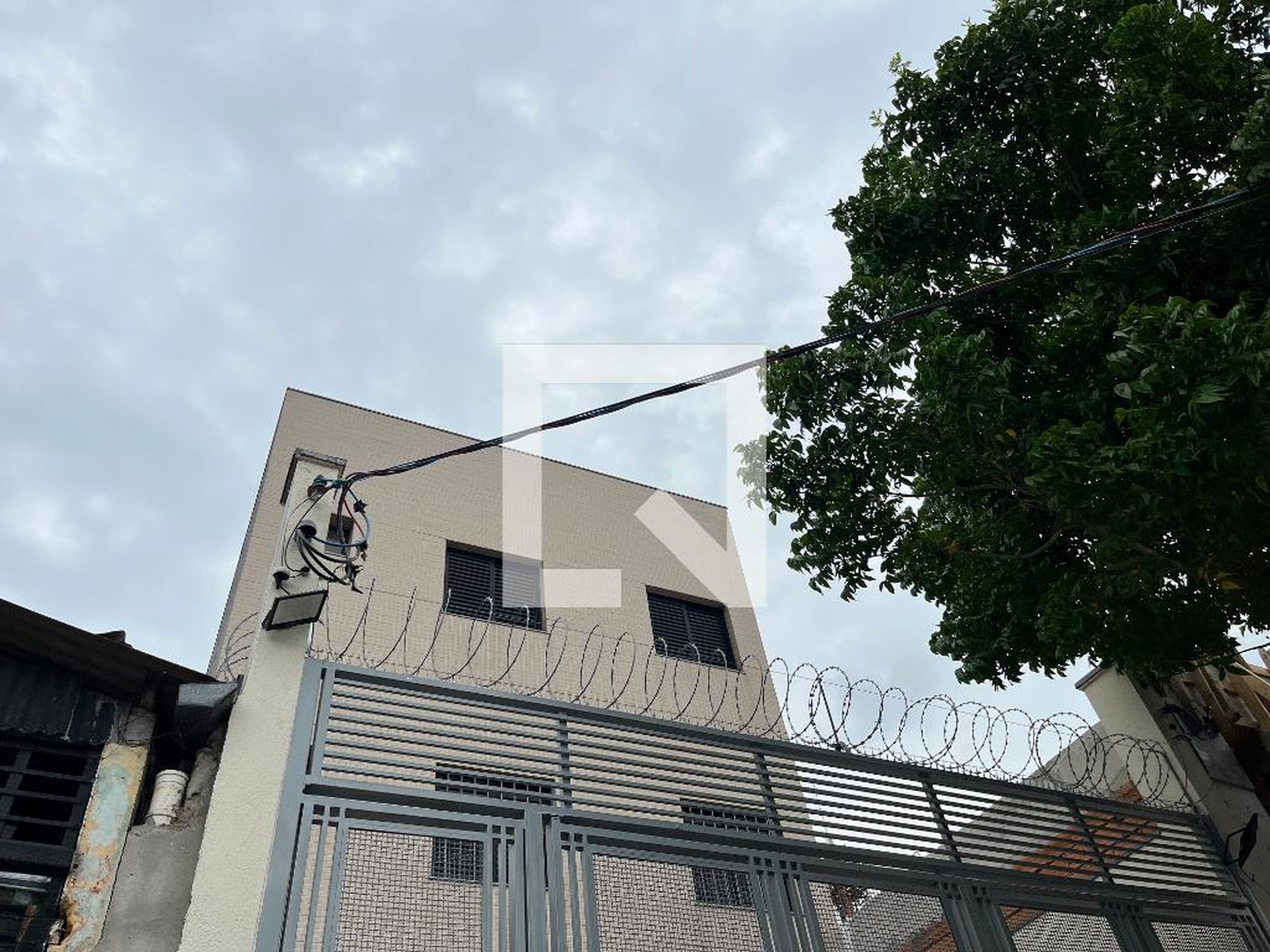 Fachada do Prédio Condomínio em Rua do Bosque, 648