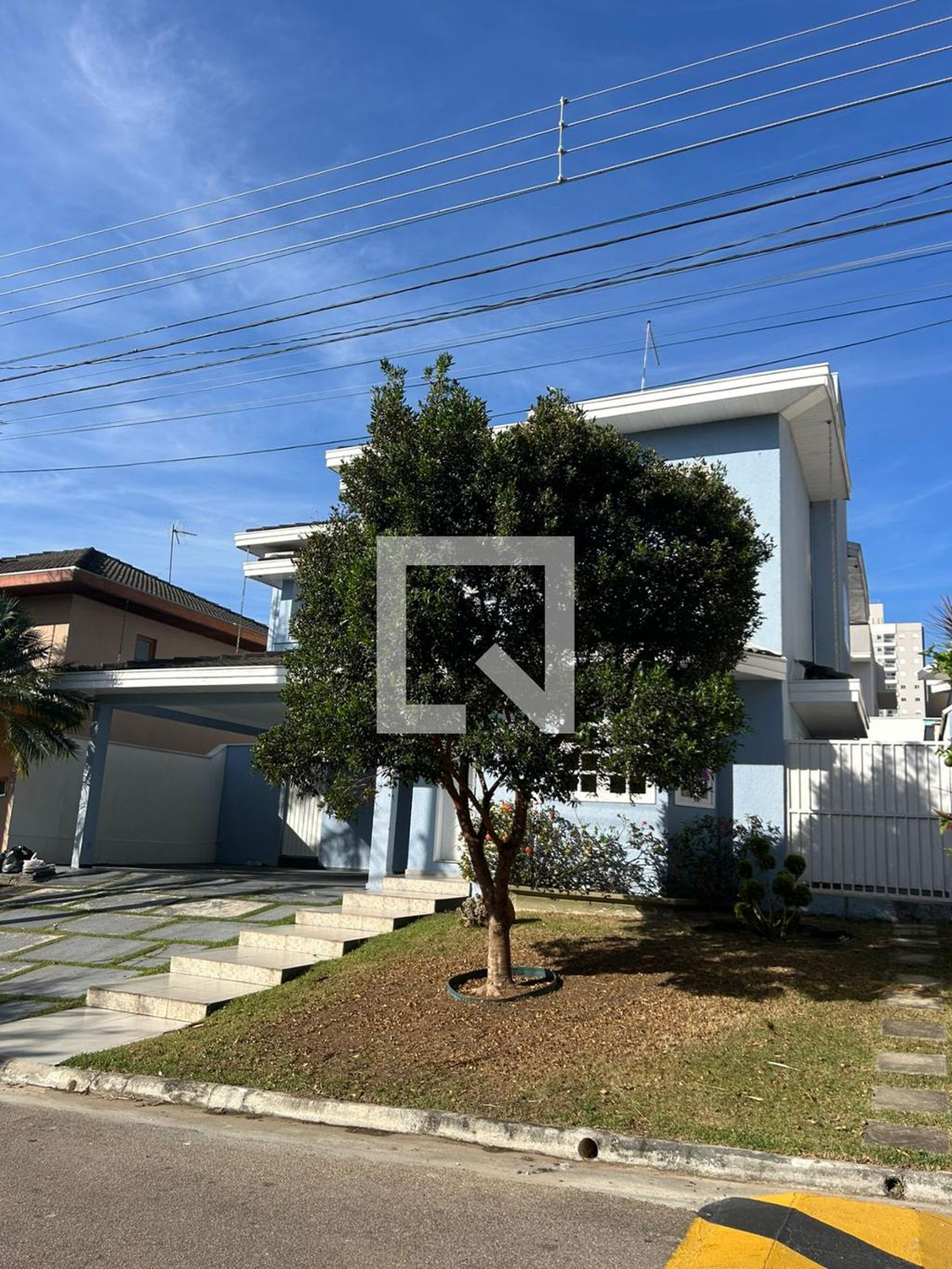 Fachada Condomínio em Rua Nara Leão, 114