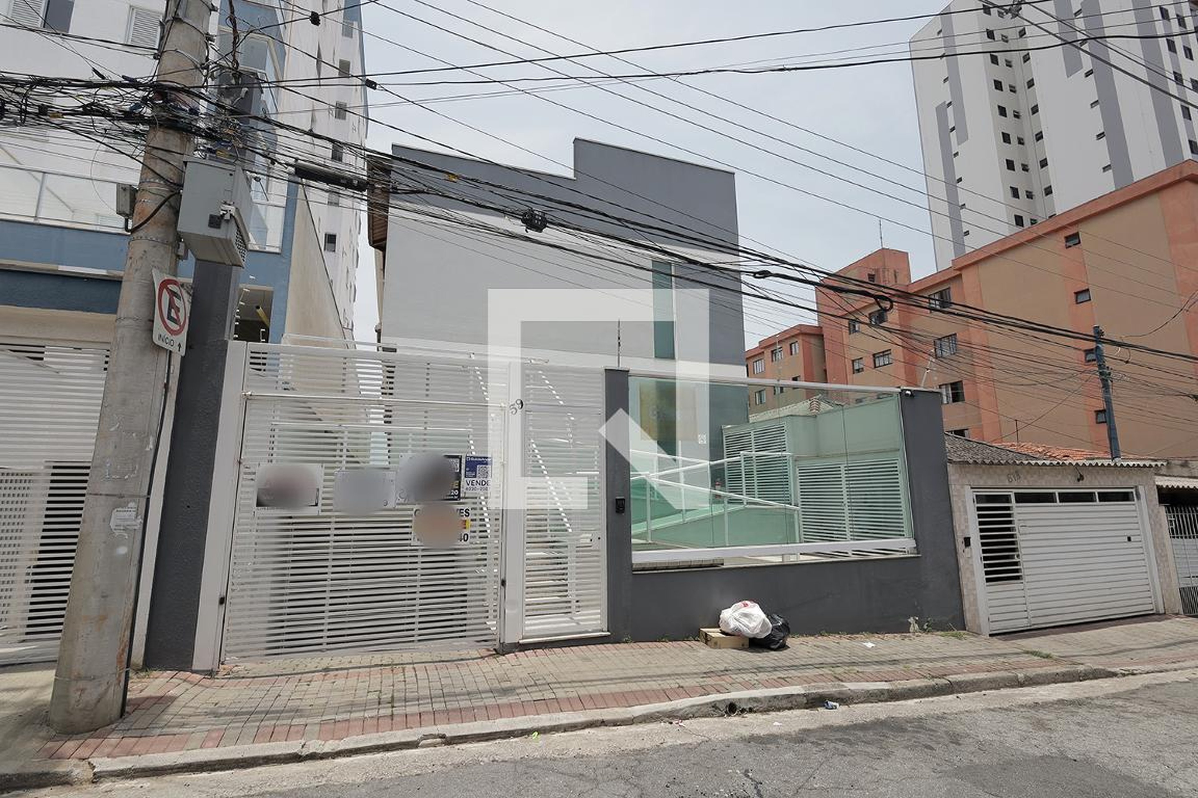 Fachada Condomínio em Rua Pedro Taques, 59