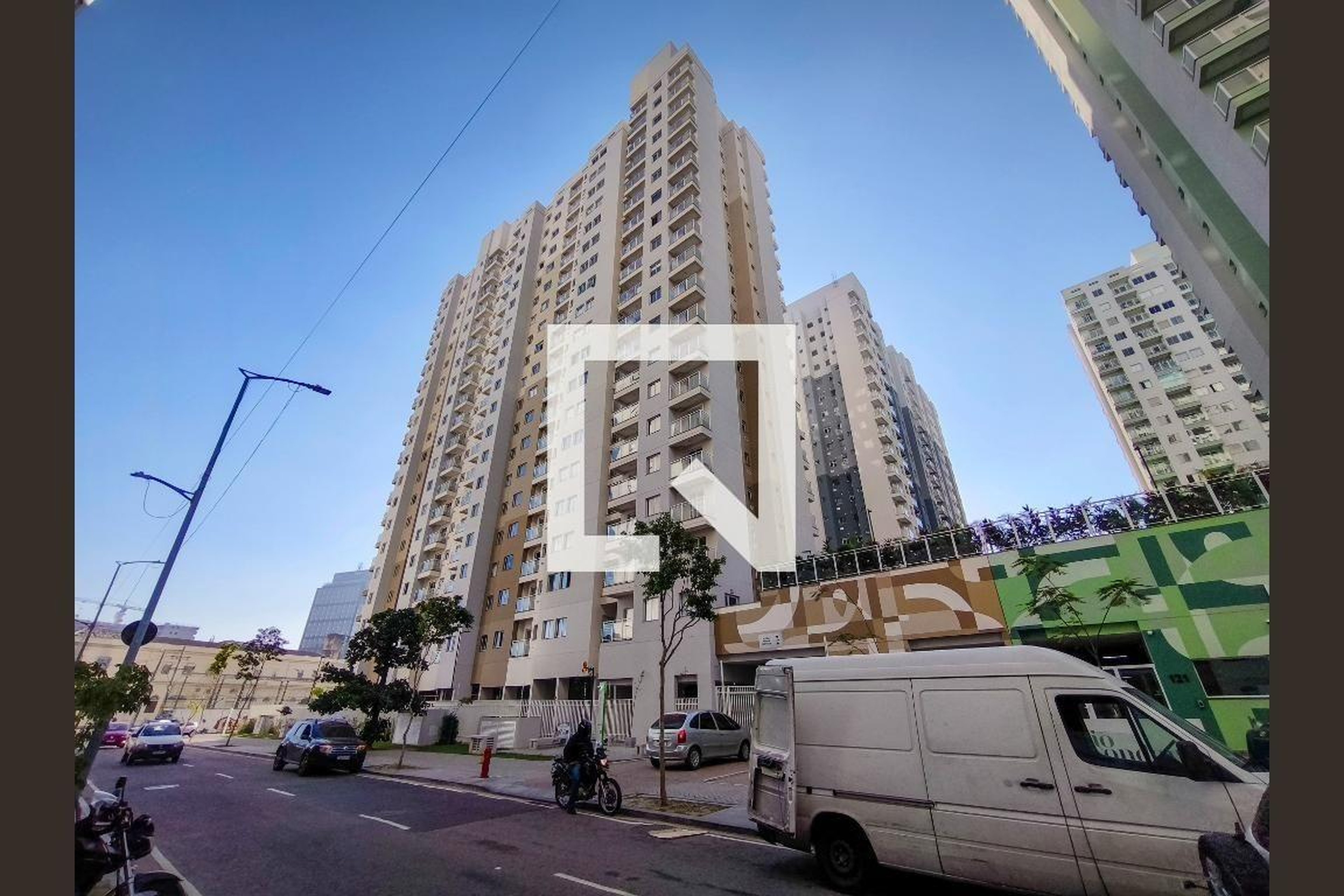 Fachada Condomínio em Praça Marechal Hermes, 121