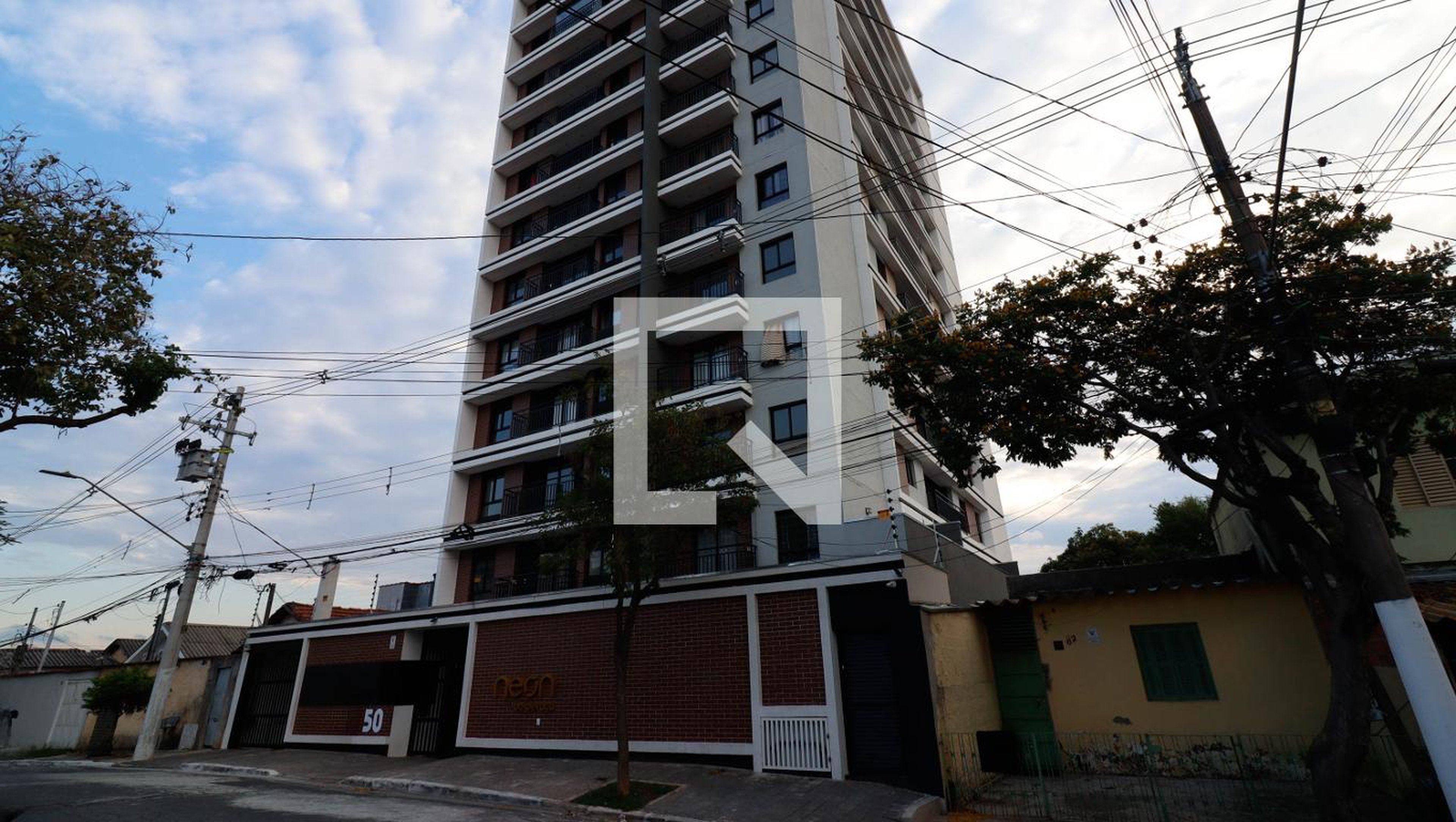 Fachada Condomínio Neon Boipevaçu