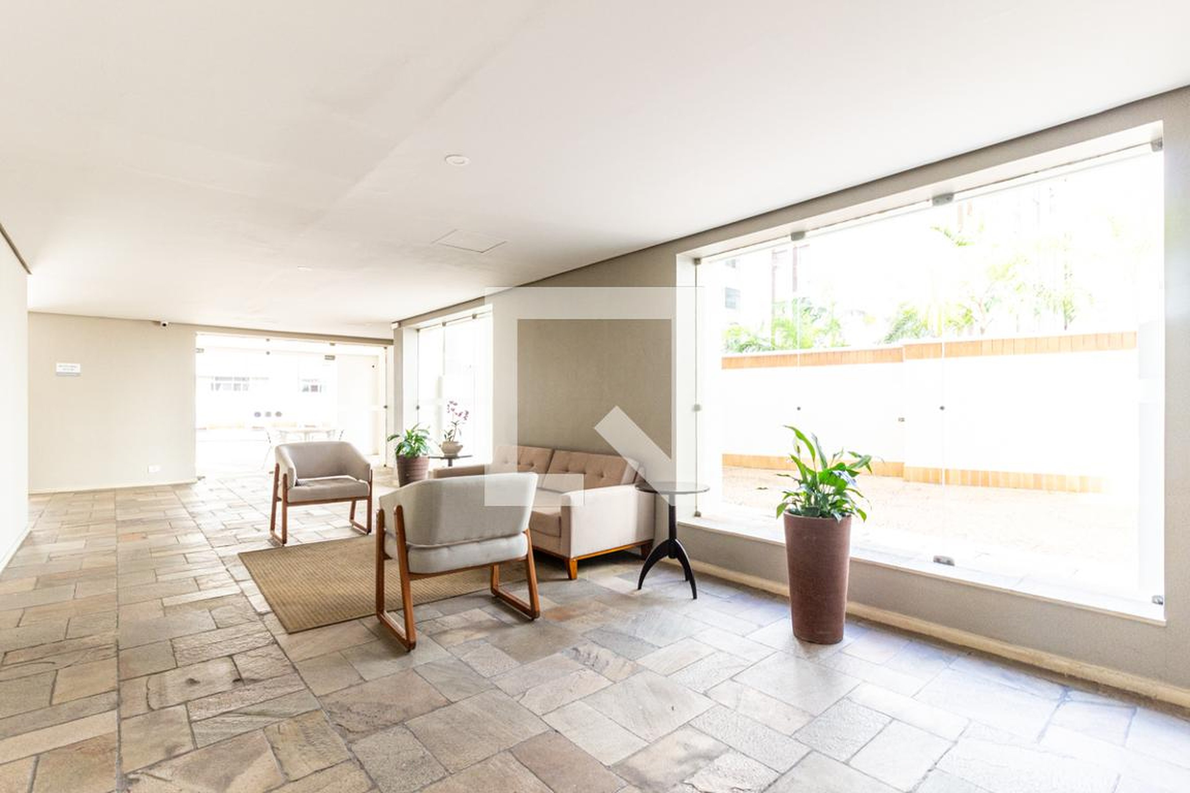 Hall de Entrada - Edifício Courchevelles