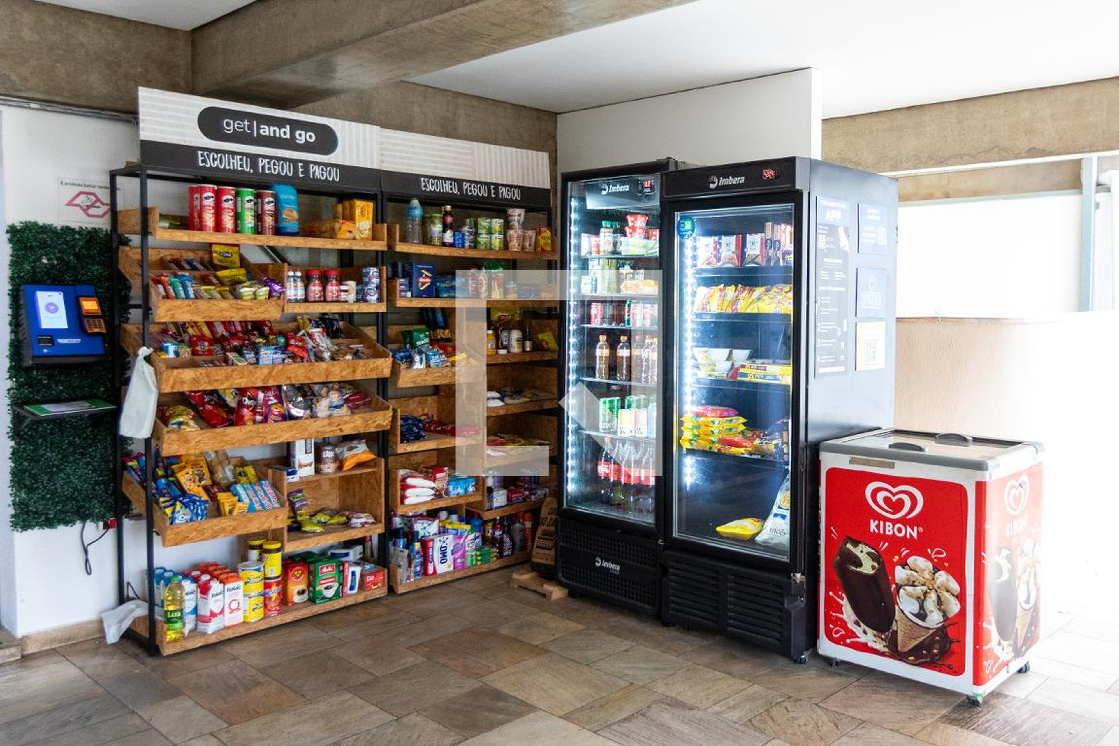 Entrada do Prédio - null