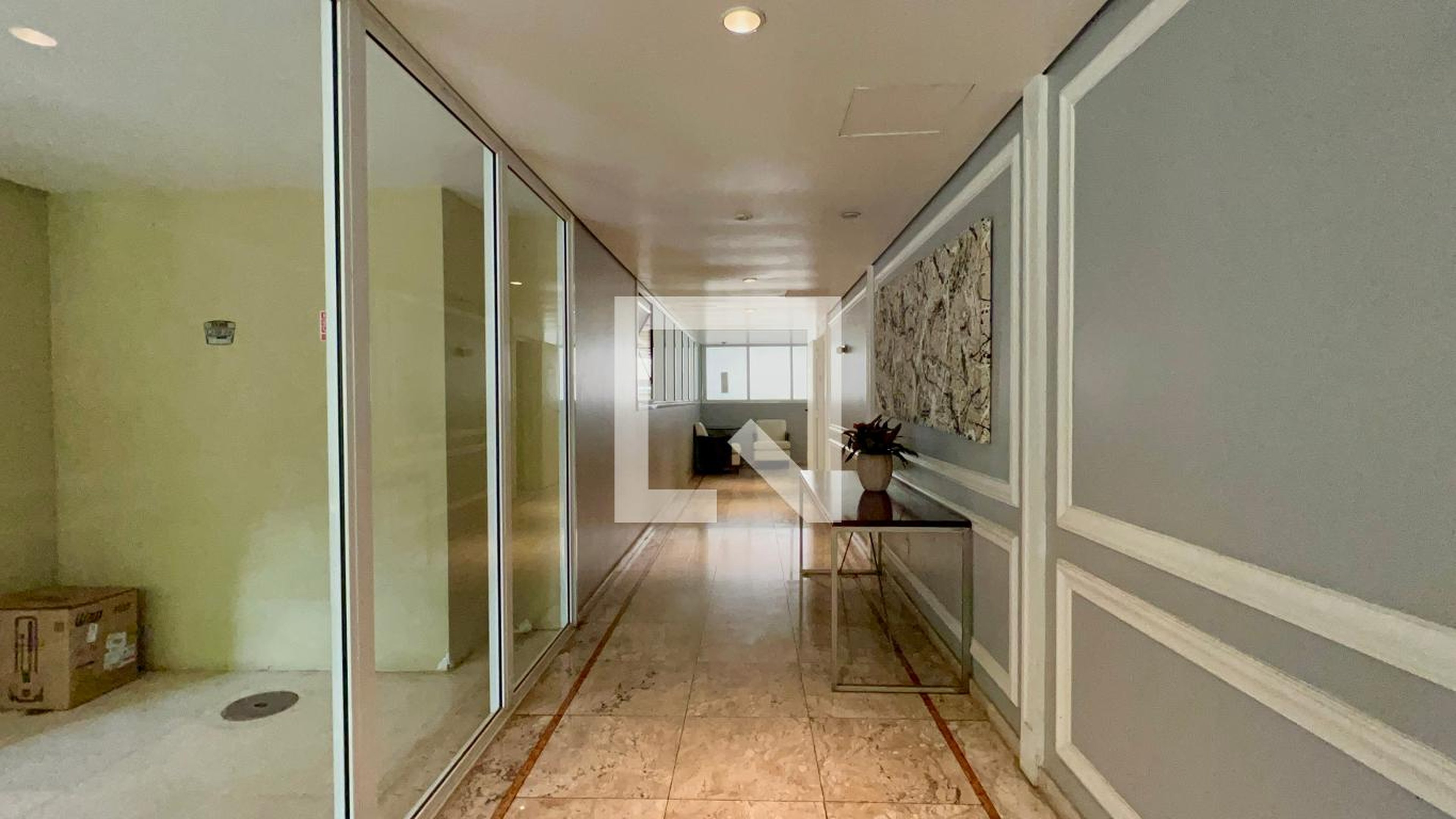 Hall de entrada - Plátano