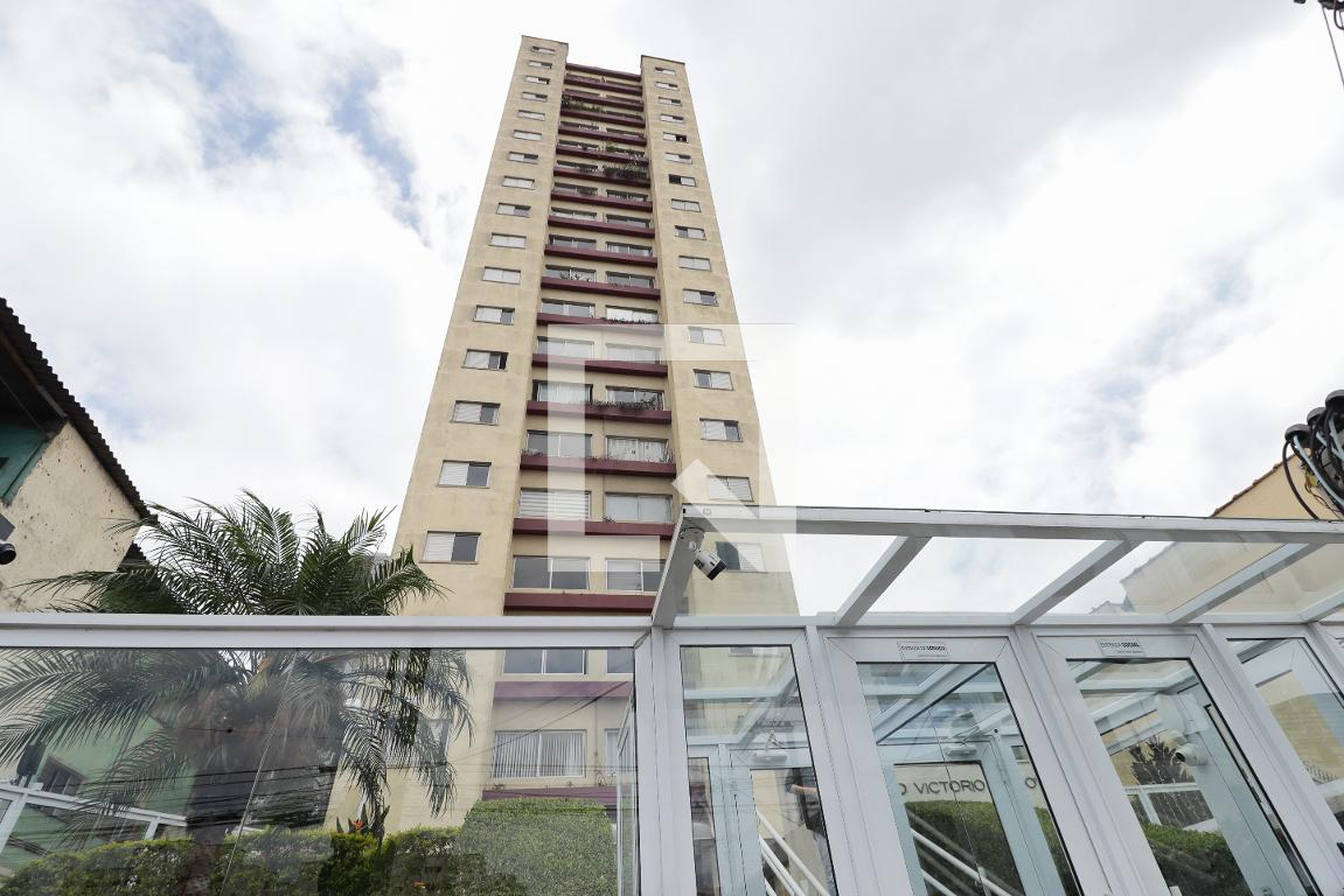 Fachada Edificio Victorio Alpiovezza