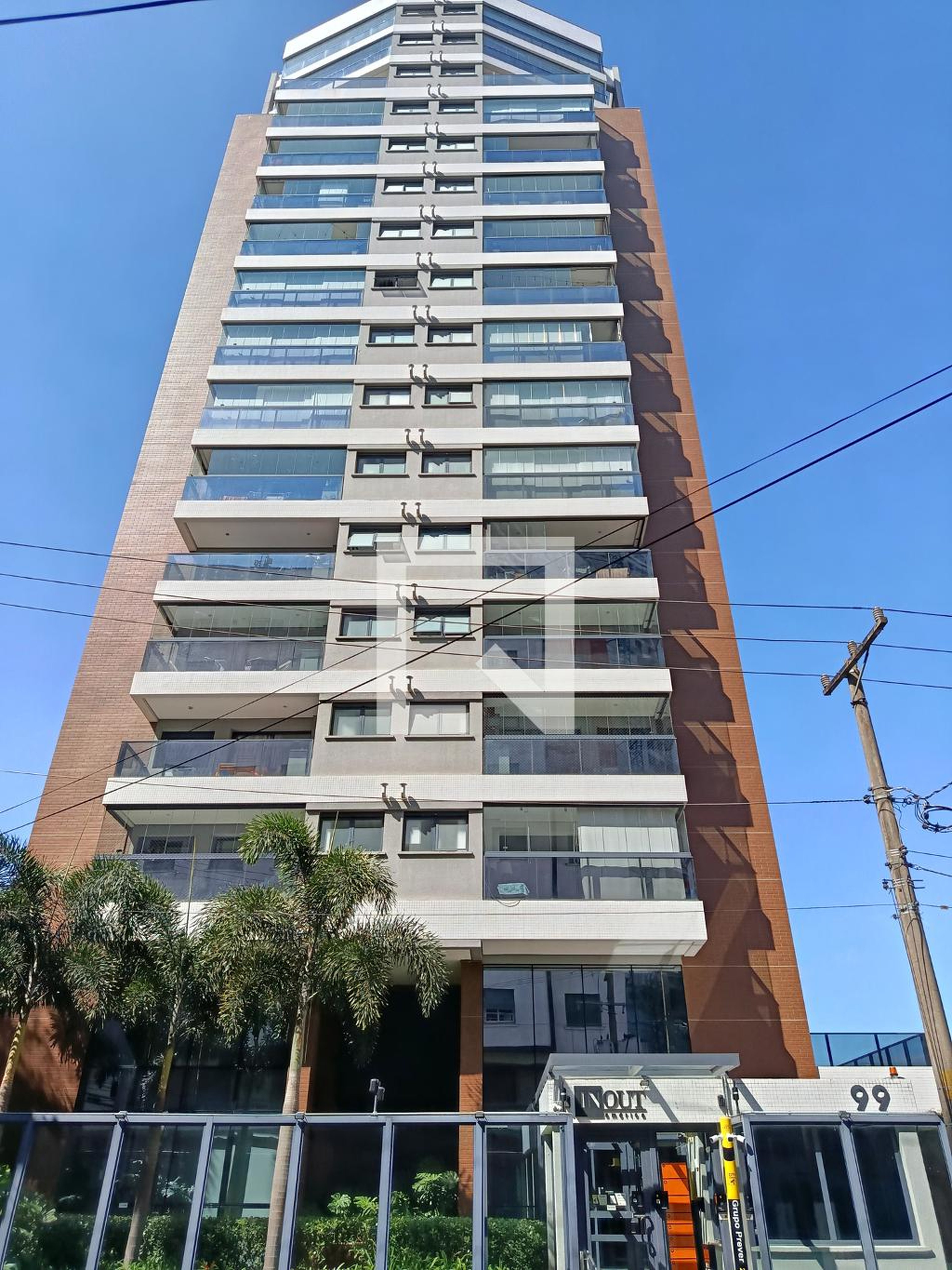 Fachada Condomínio InOut America