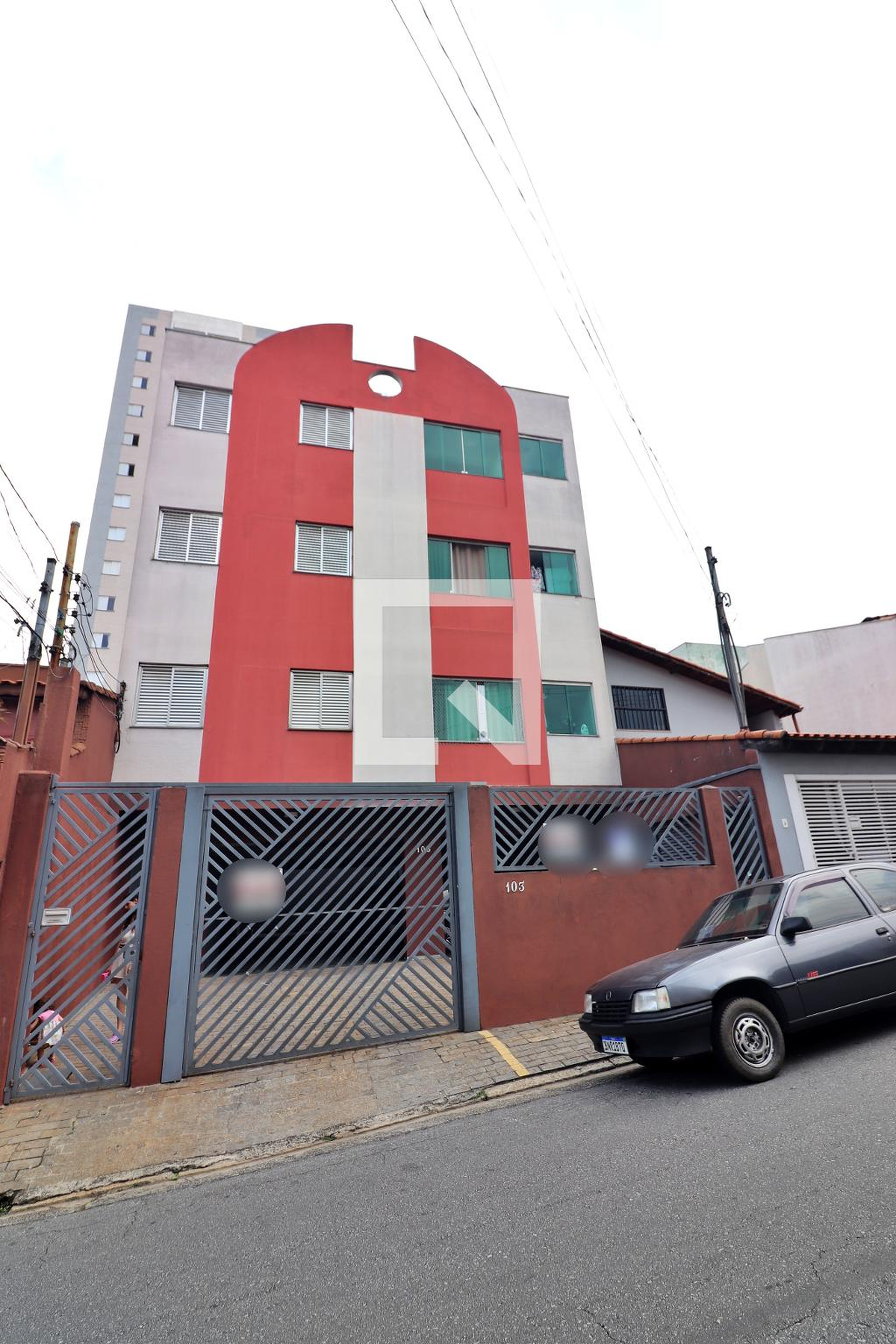 Fachada Condomínio em Alameda das Oliveiras, 103