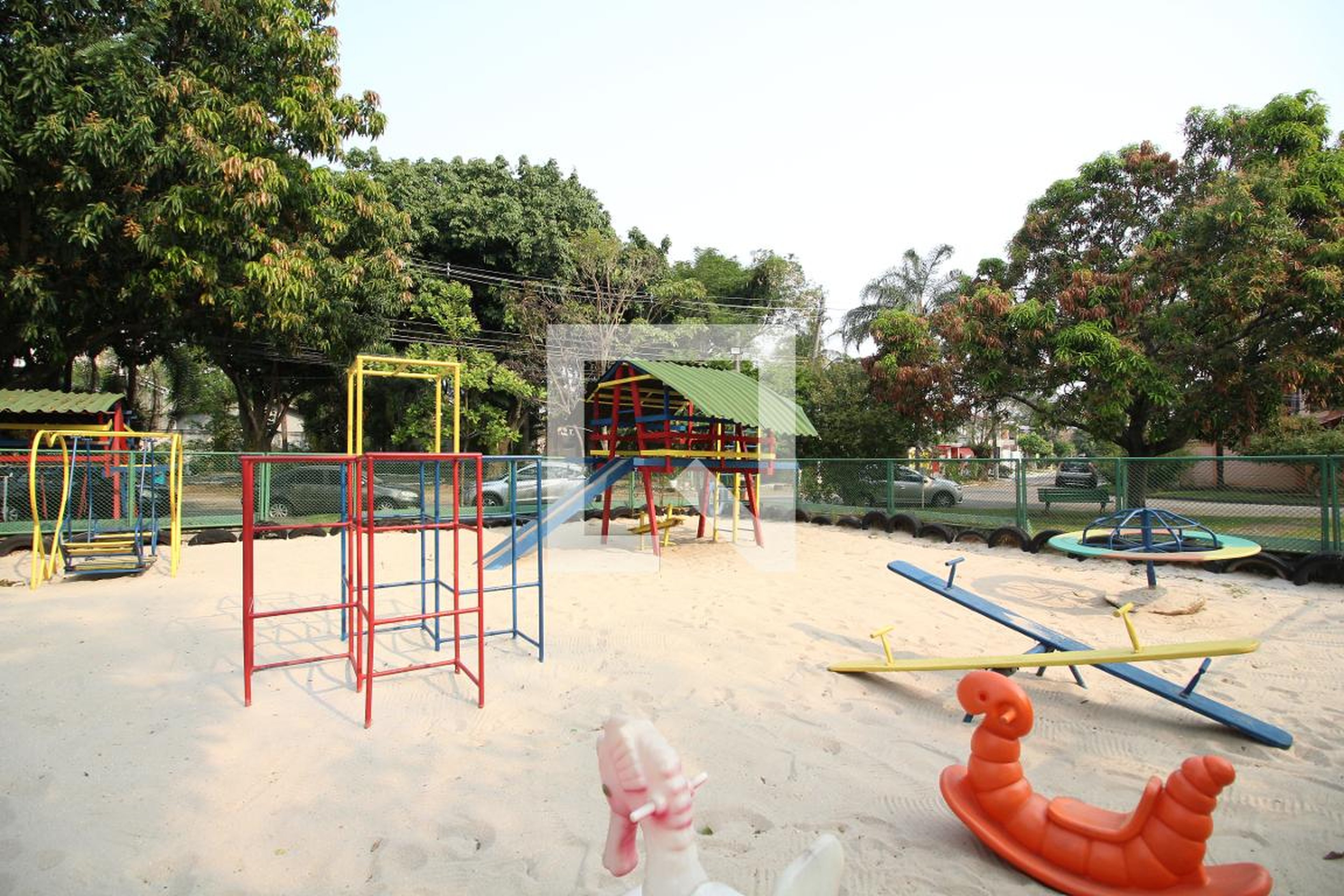 Playground Condomínio em Rua Carlos Nascimento, 145