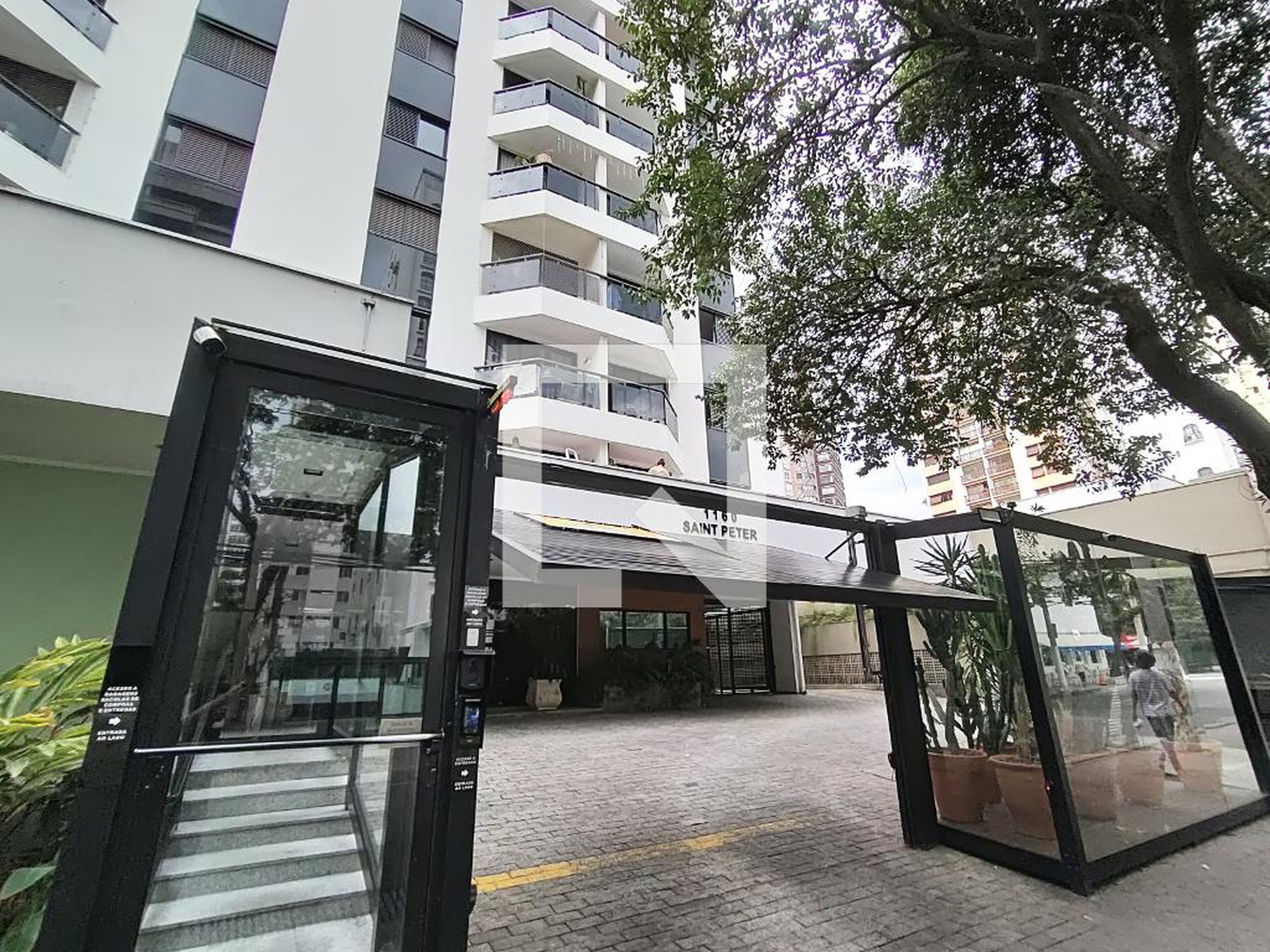 Fachada Condomínio Saint Peter