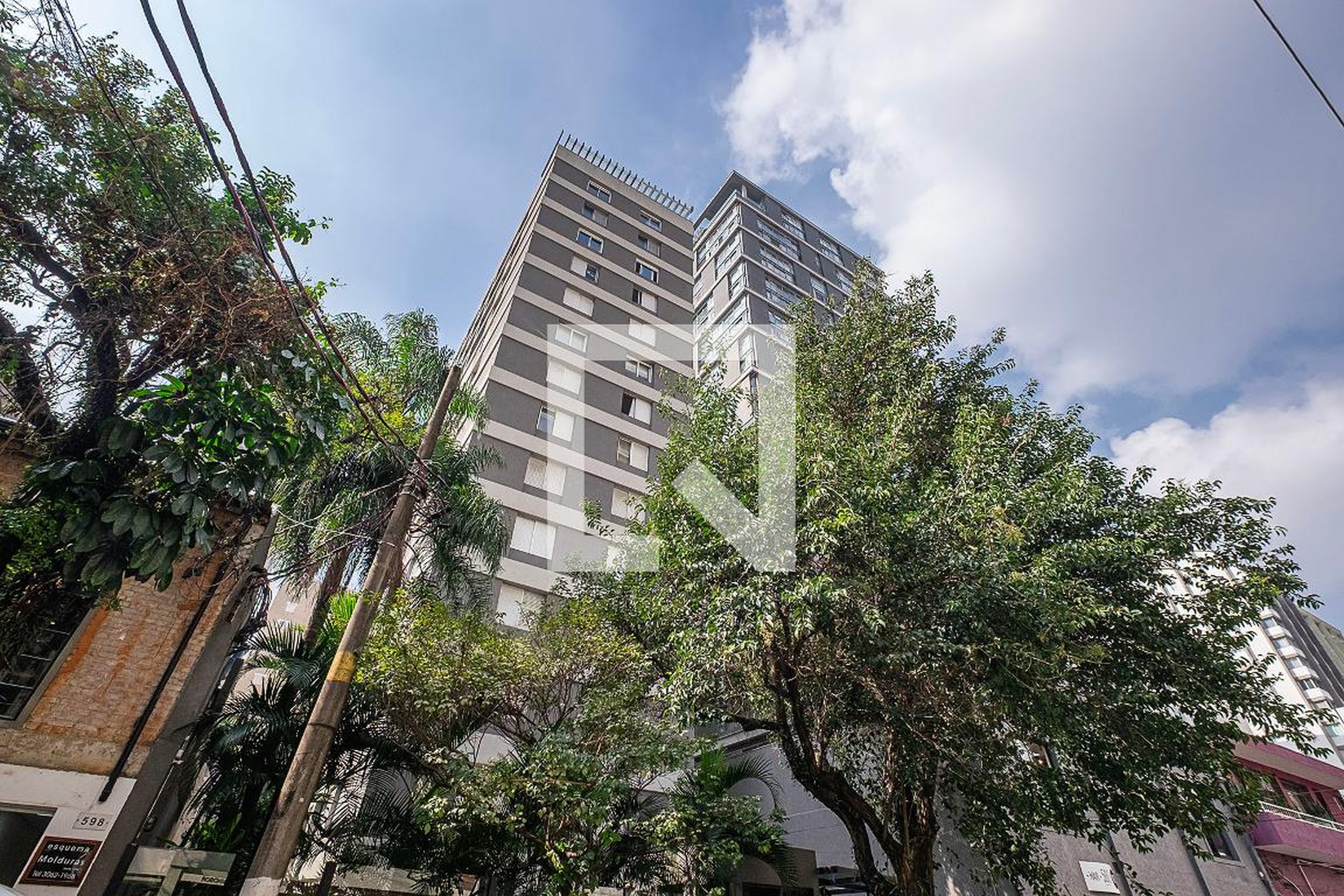 Fachada Edifício Ouro Verde