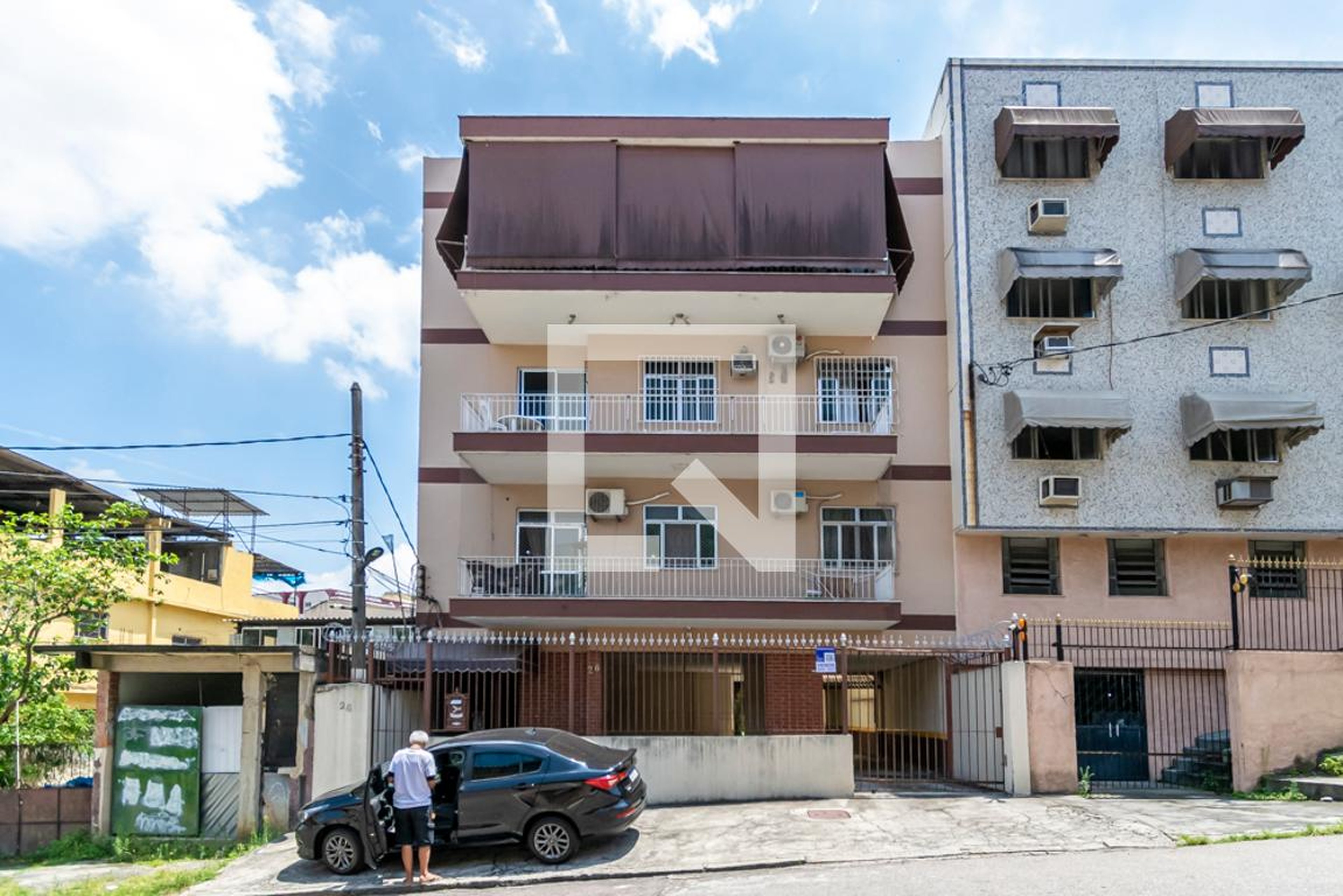 Fachada do Prédio Condomínio em Rua Thetis Drumond, 26