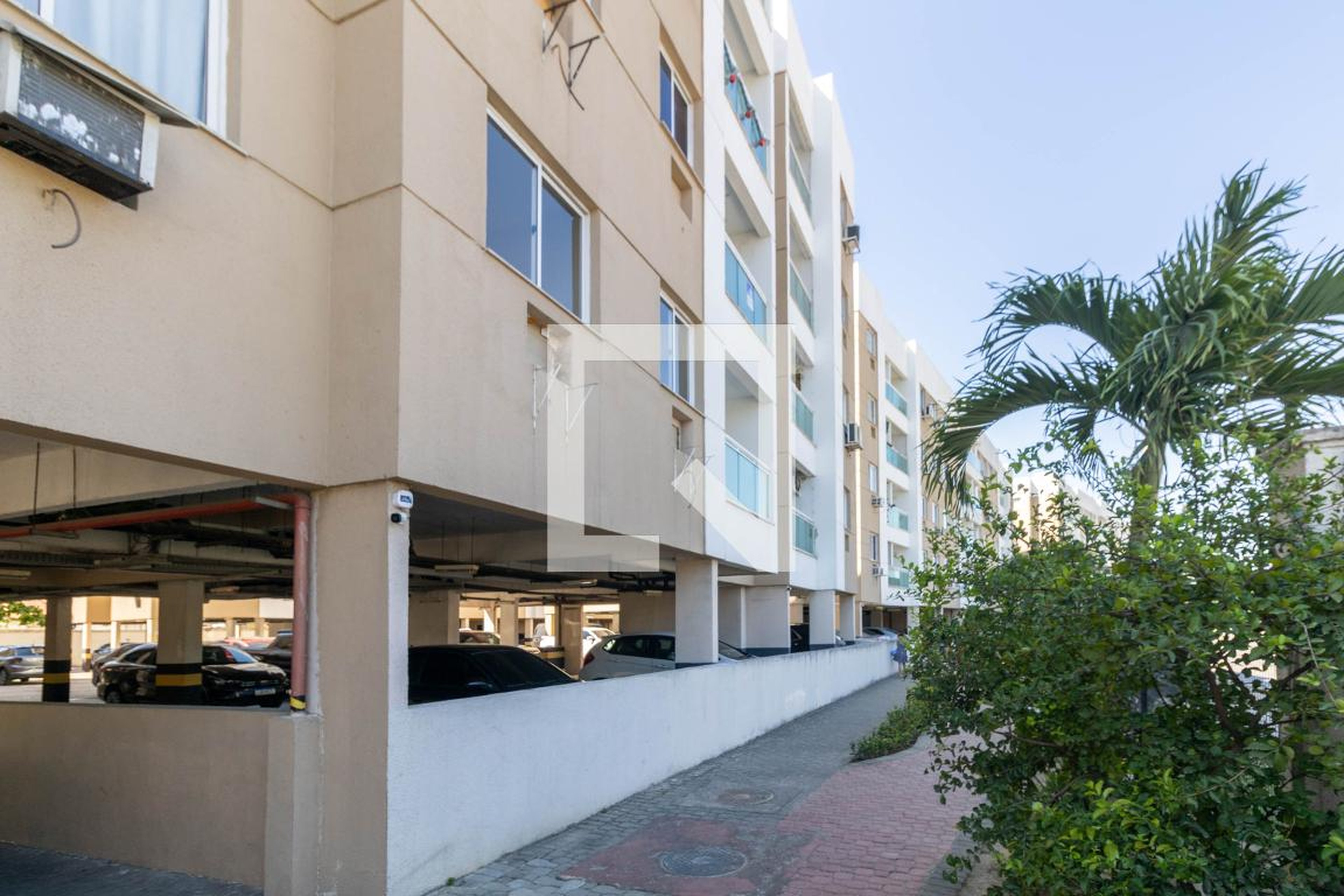 Fachada do Prédio Condomínio Adriana Residence