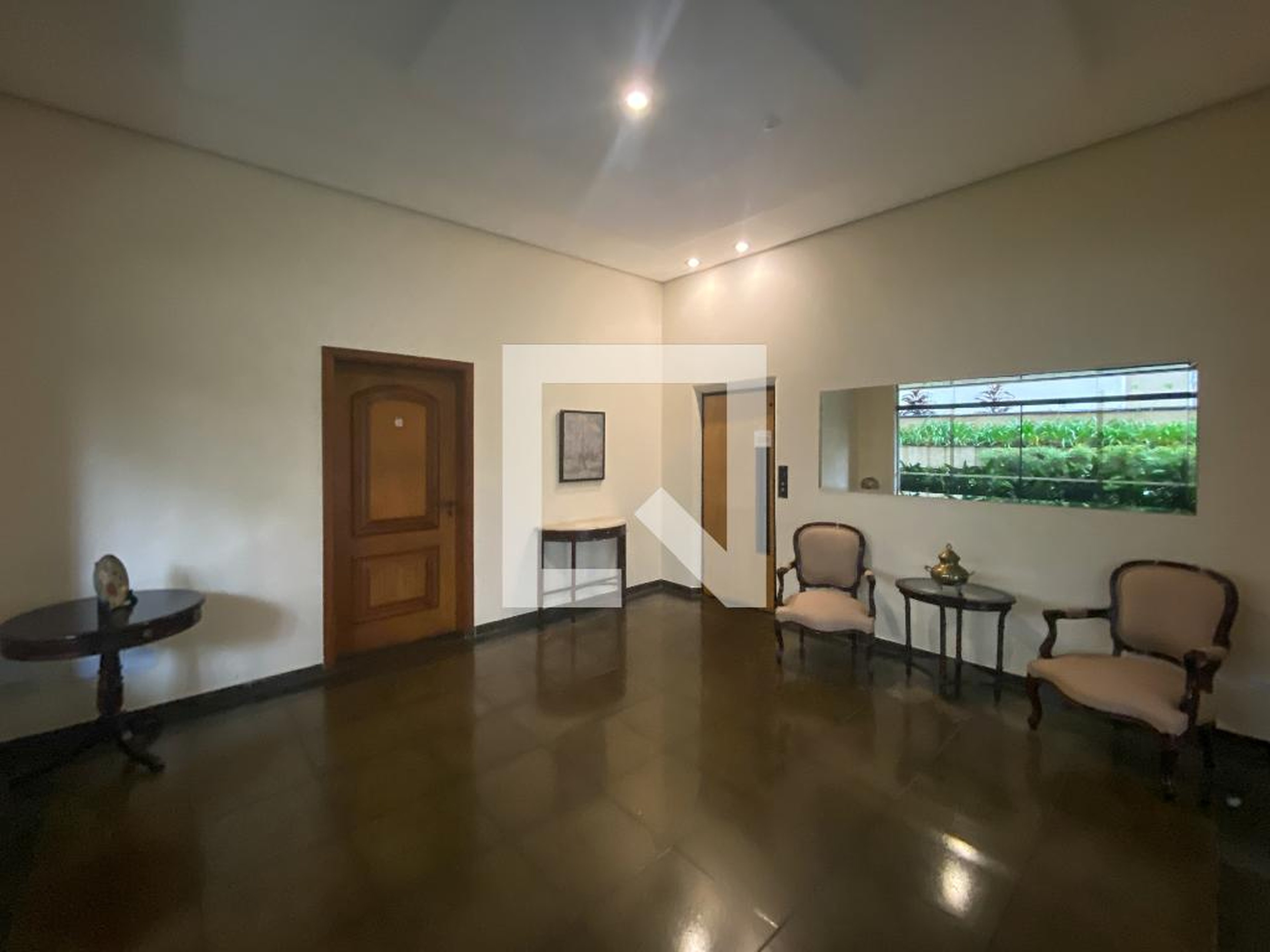 Hall de entrada - Palma de Mallorca