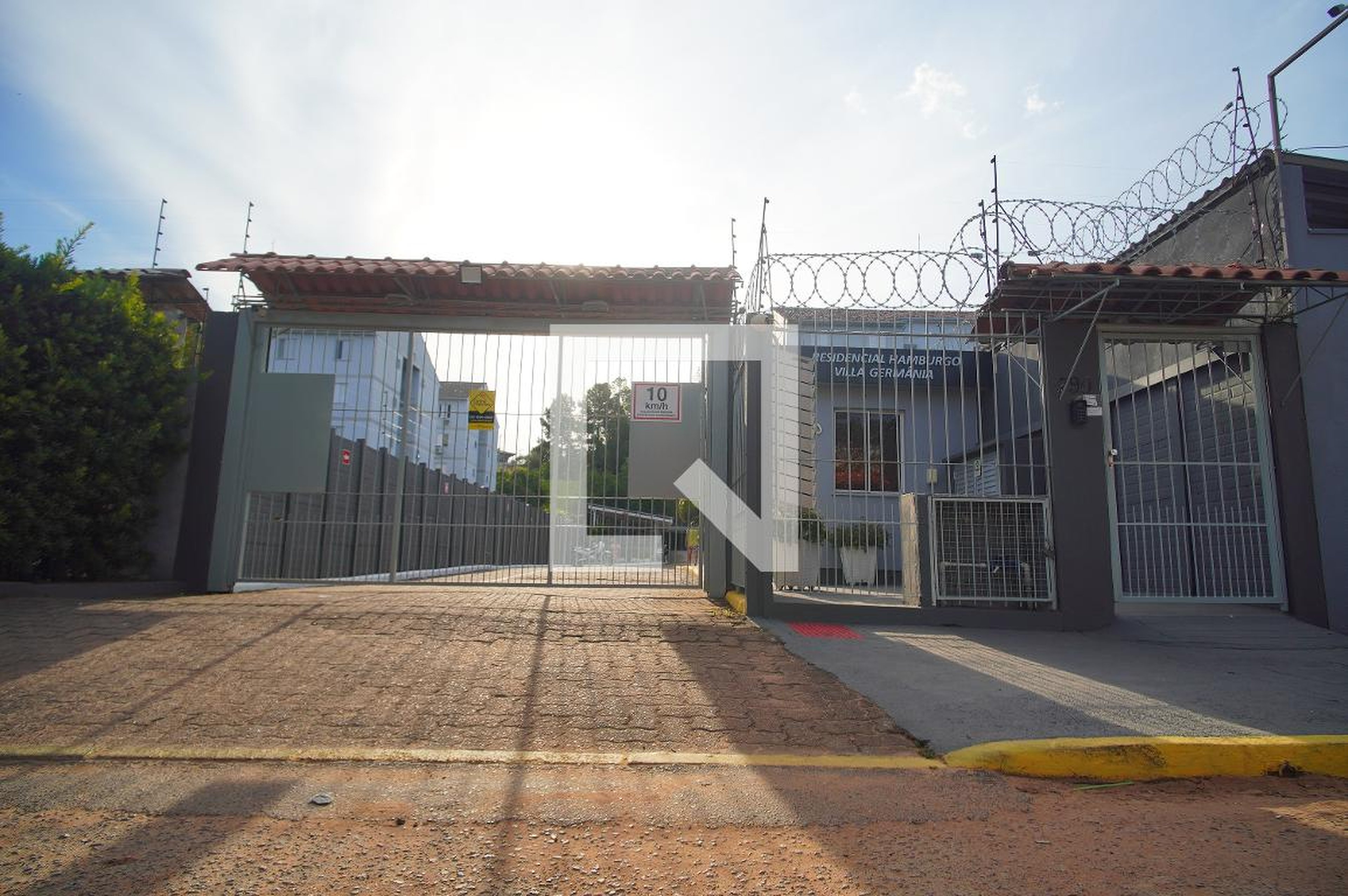 Fachada Residencial Hamburgo Villa Germânia