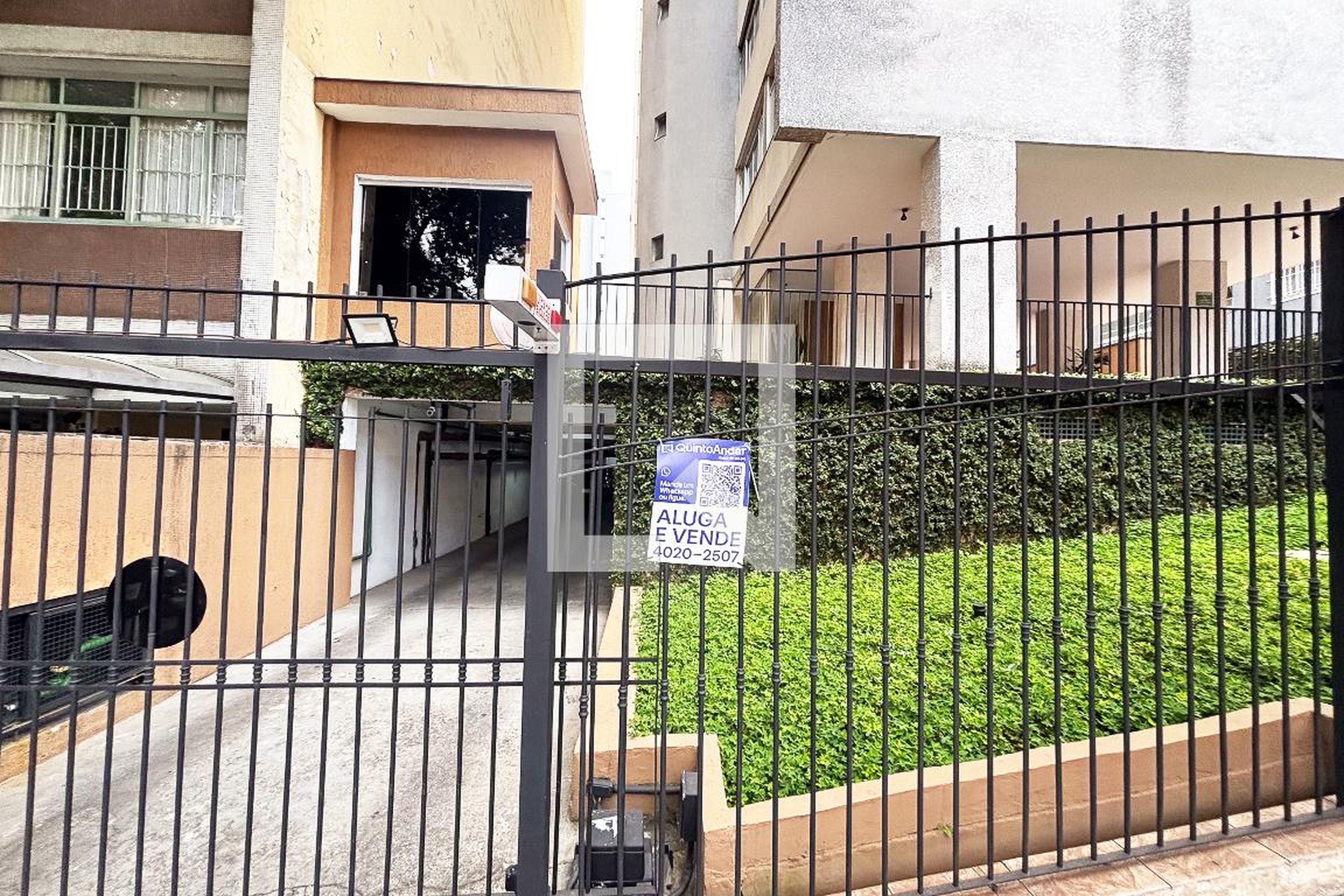 fachada do predio Condomínio em Rua Apinajés, 1278