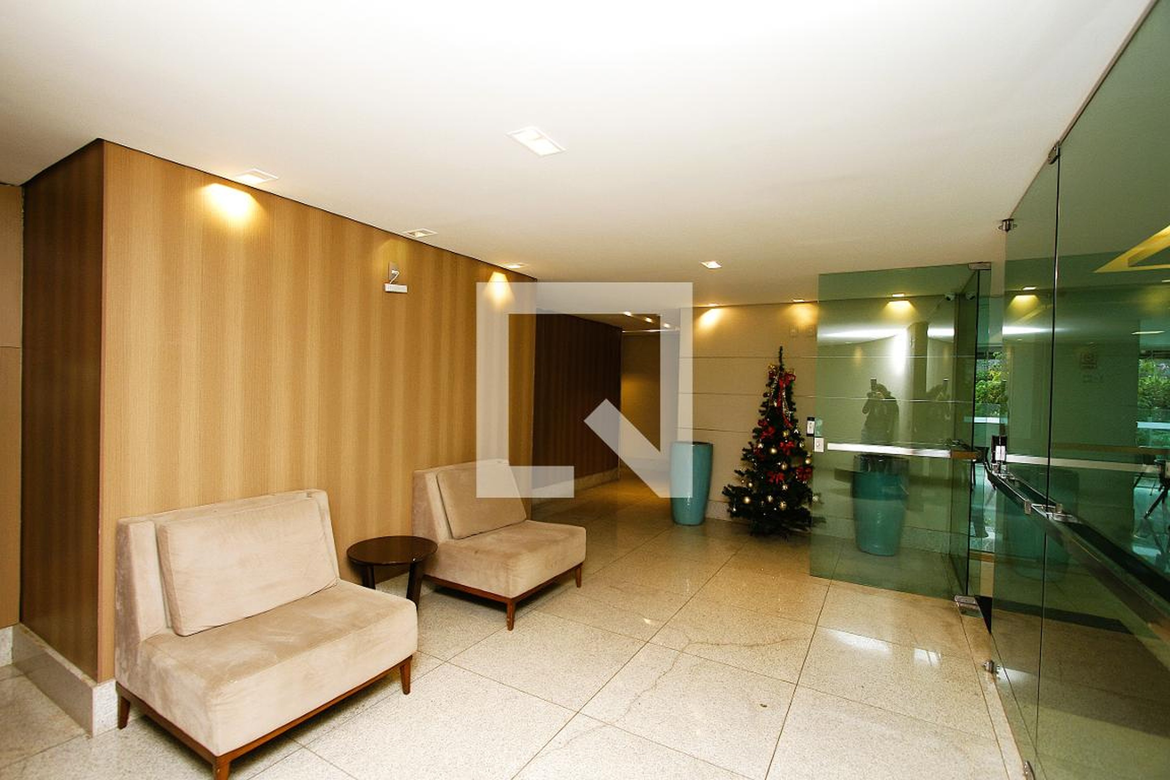 Hall - Park Residence