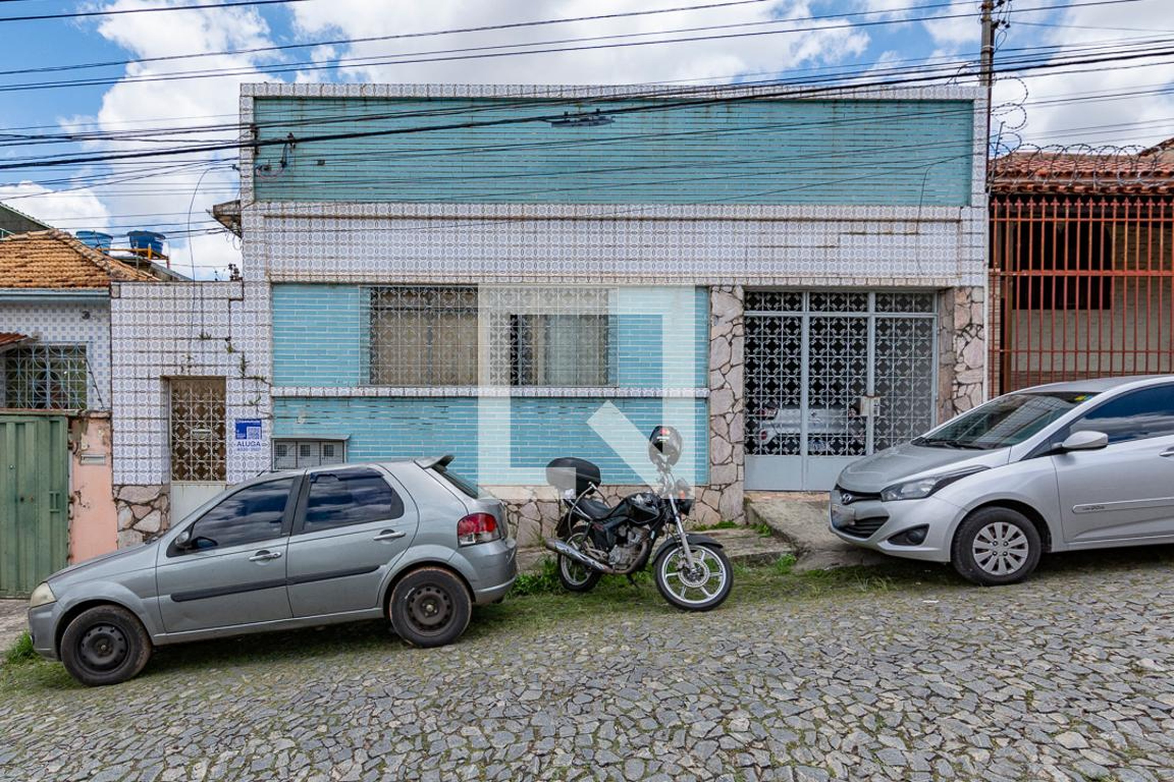 Fachada Condomínio em Rua Sete Lagoas, 220