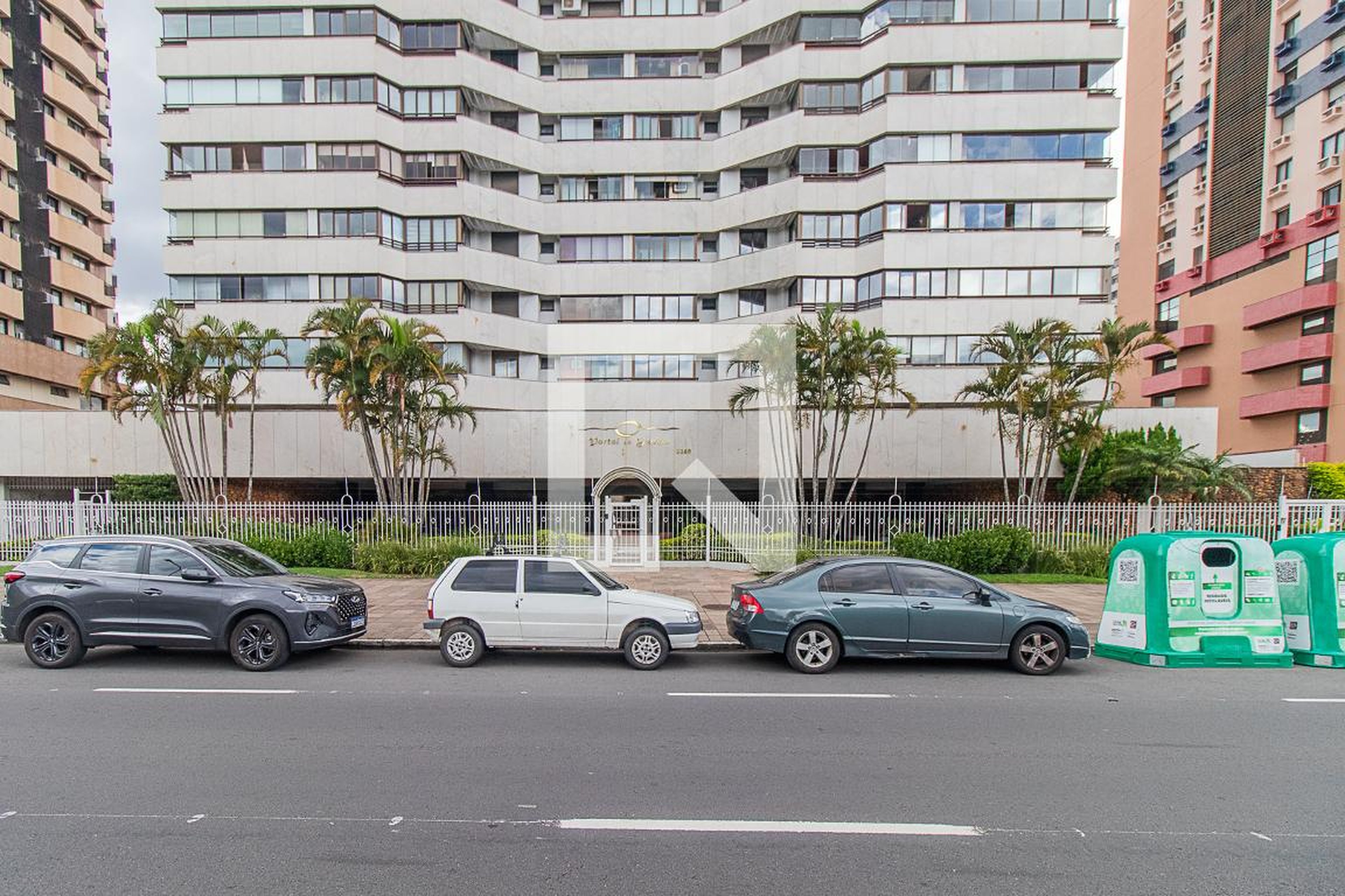 Fachada Condomínio Portal do Guaíba