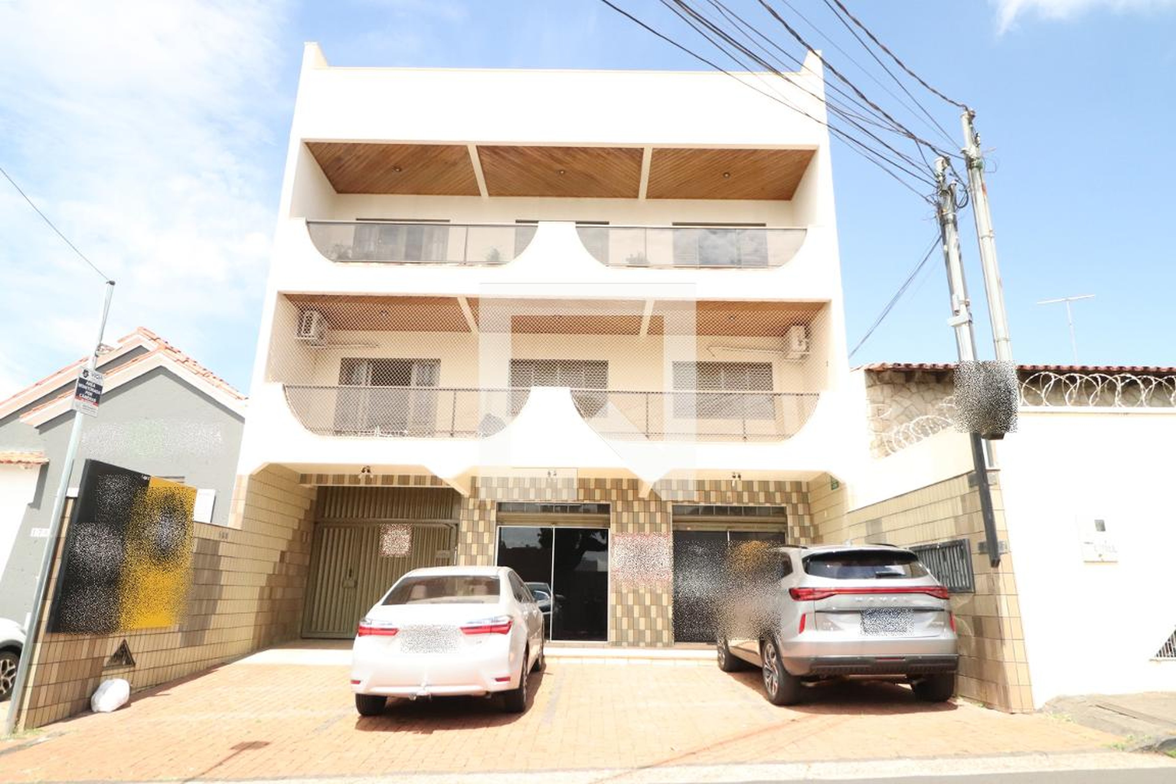 Fachada Condomínio em Rua General Osório, 168