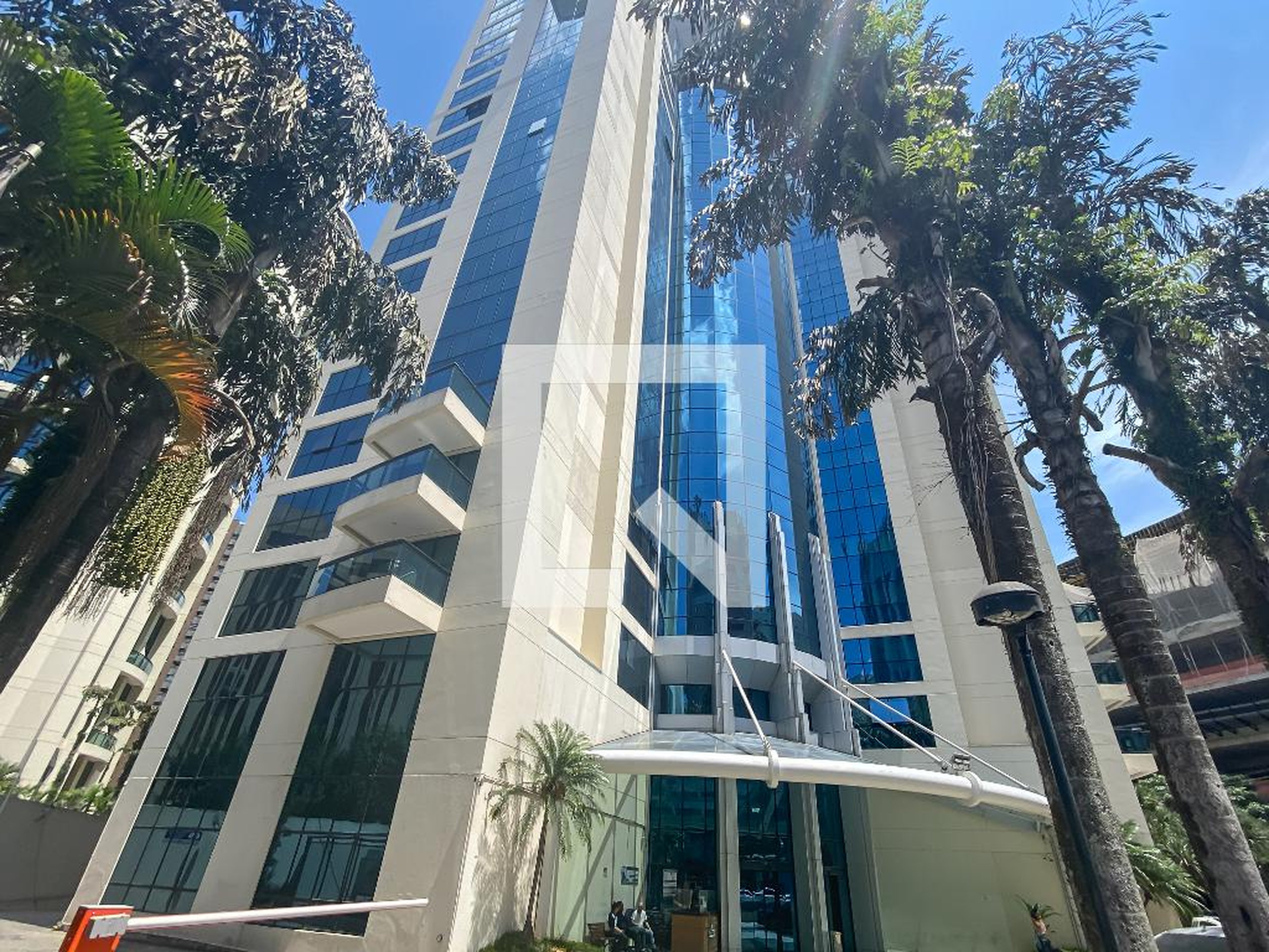 Fachada Condomínio Meliá Ibirapuera