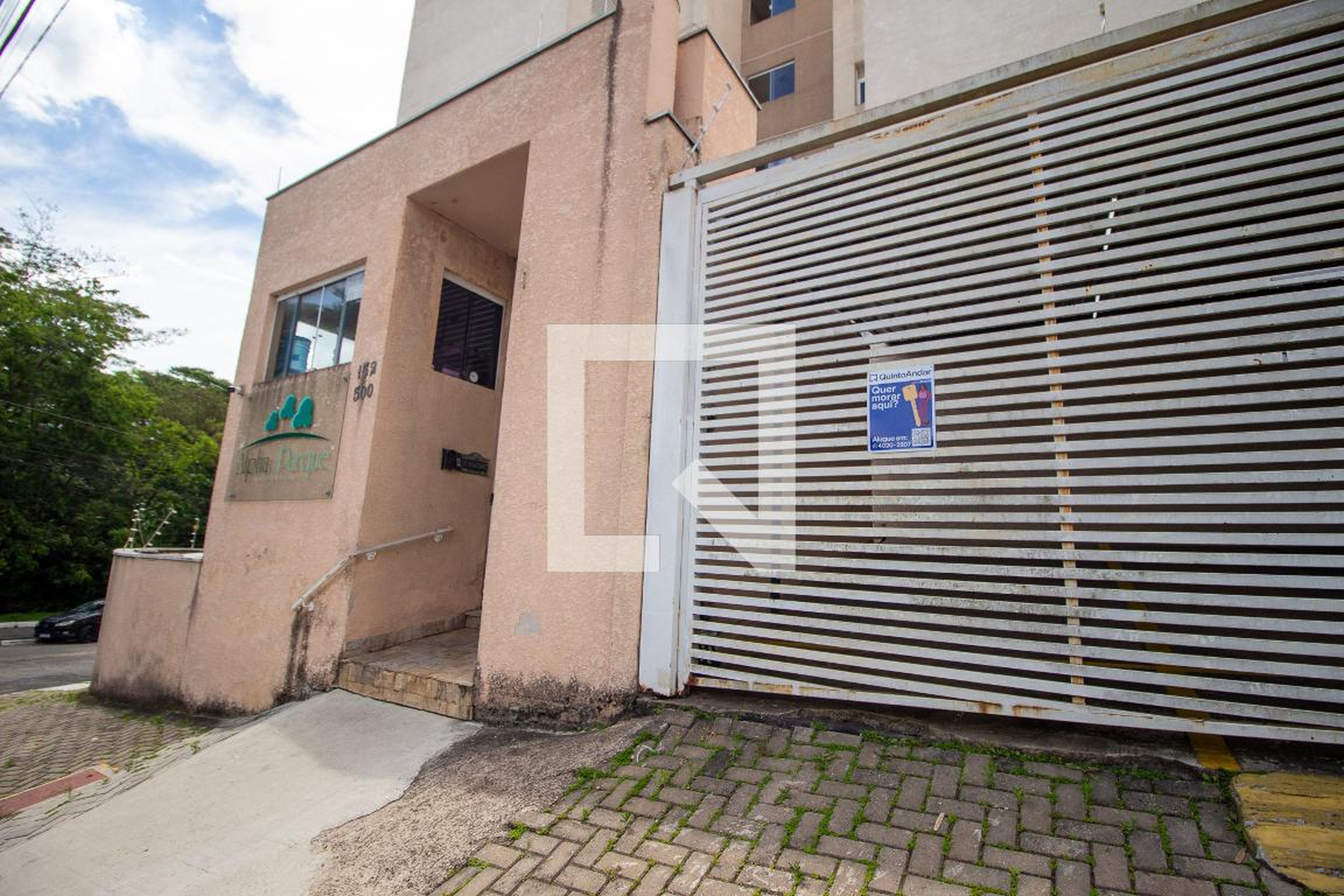 Fachada Condomínio Alpha Park