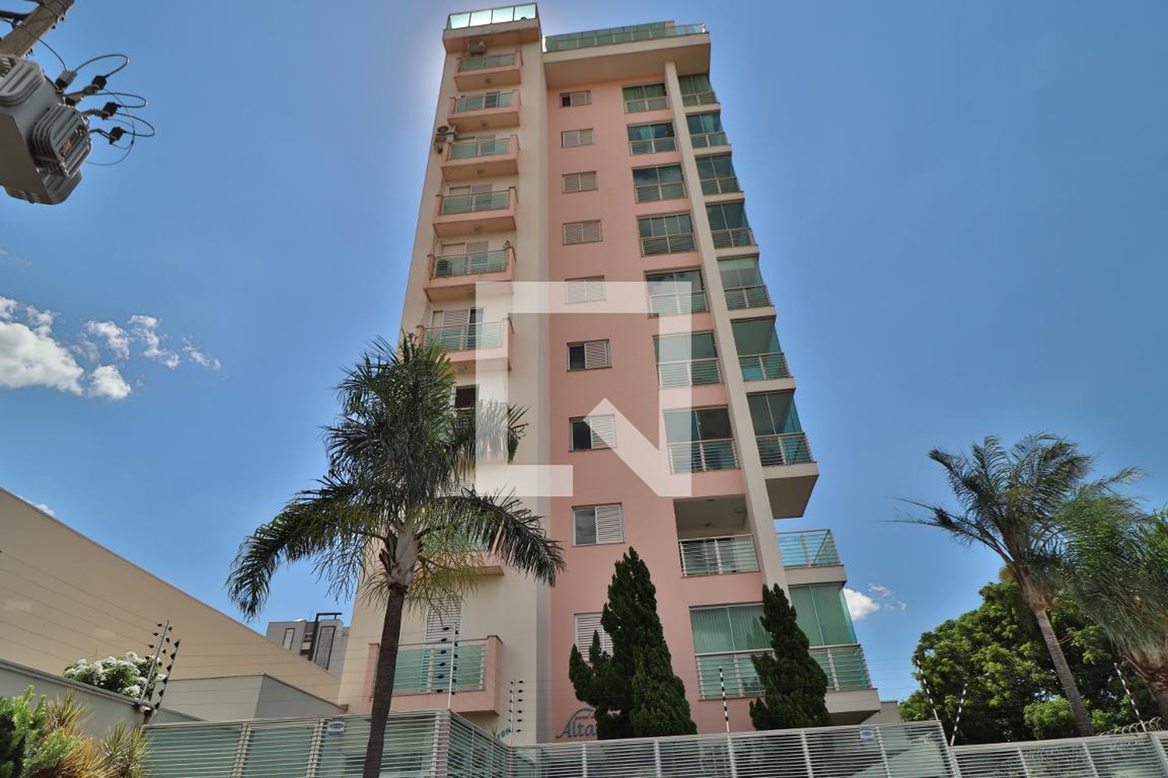 Fachada Condomínio em Avenida Francisco Galassi, 1016