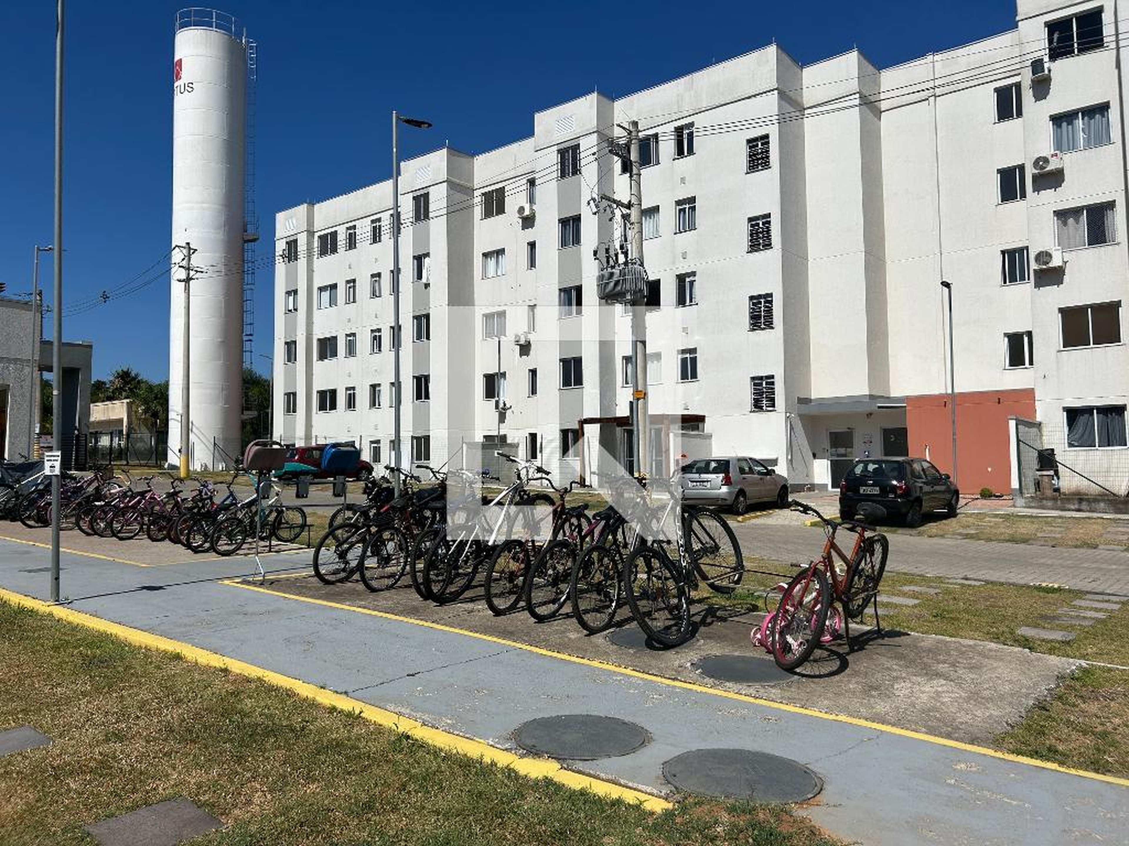 Bicicletário Condomínio em Rua Angola, 51999853863