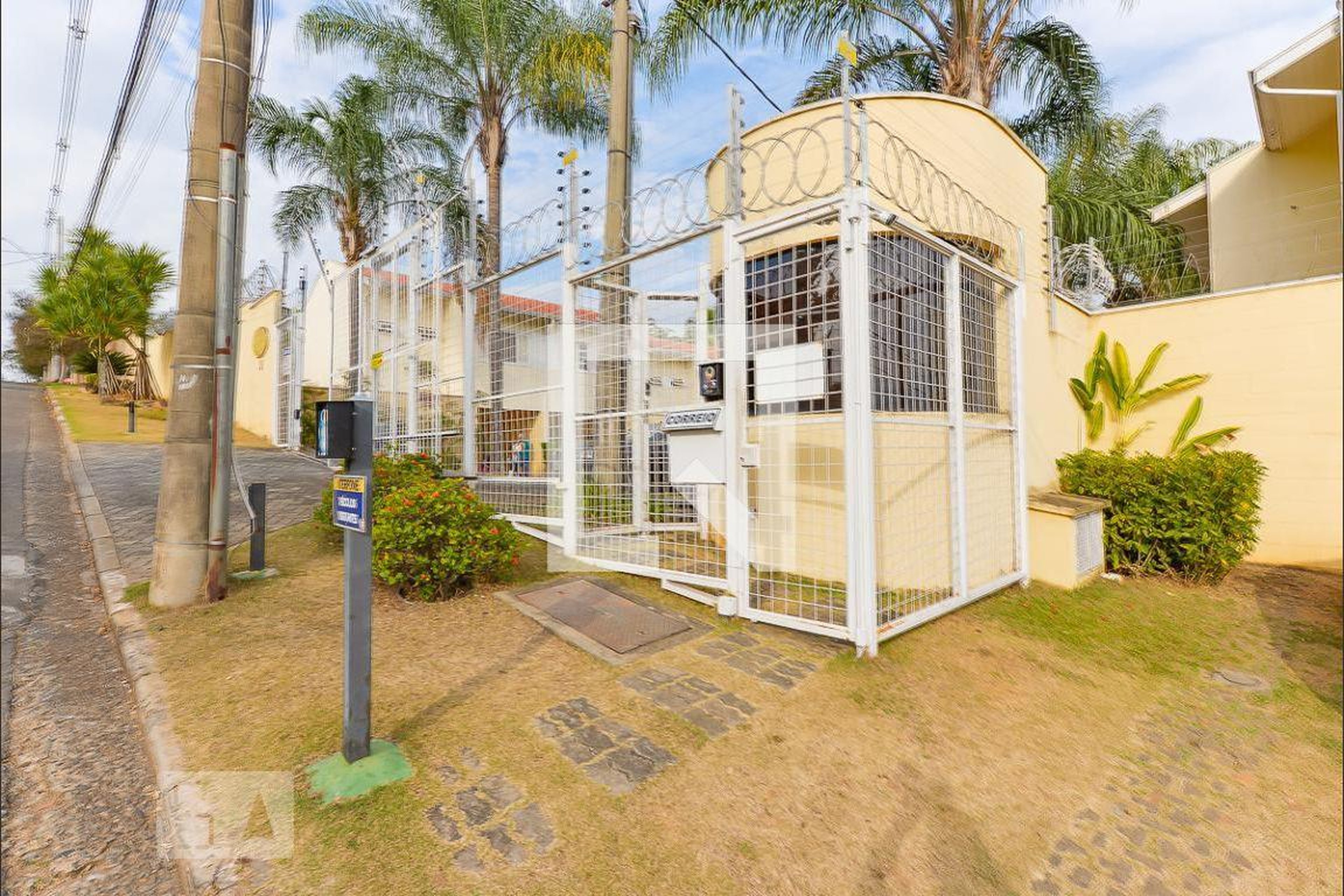 Fachada do Condomínio Residencial Outeiro Ipes