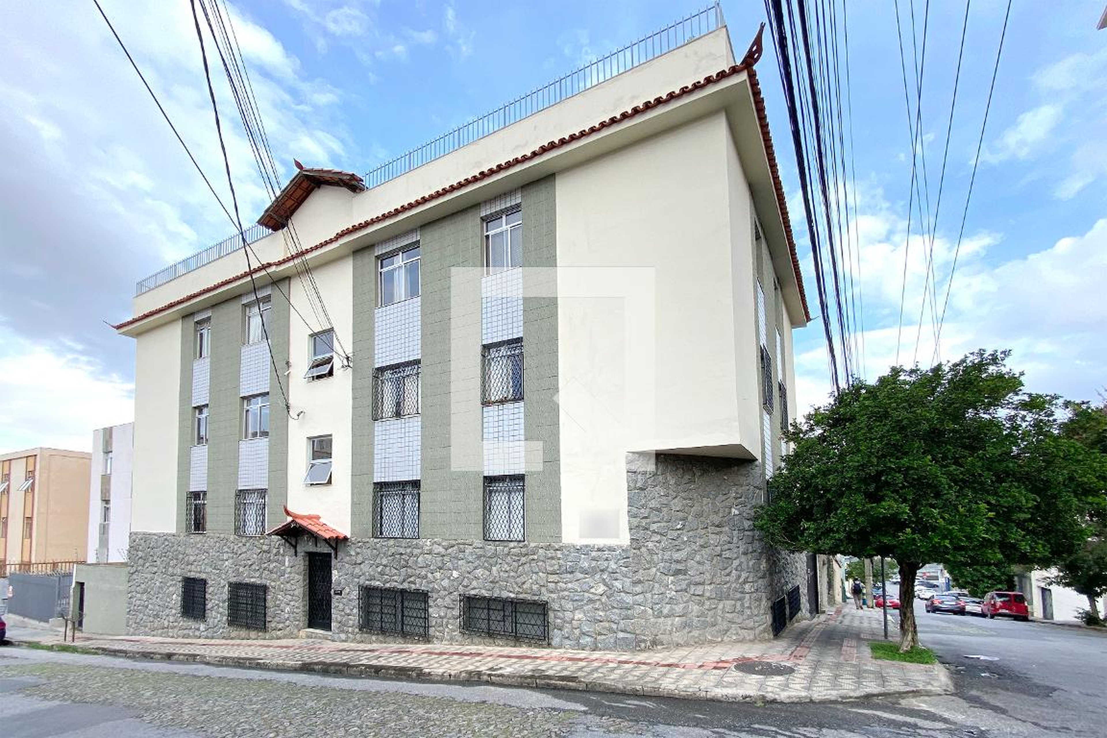 Fachada Condomínio em Rua Juruá, 524