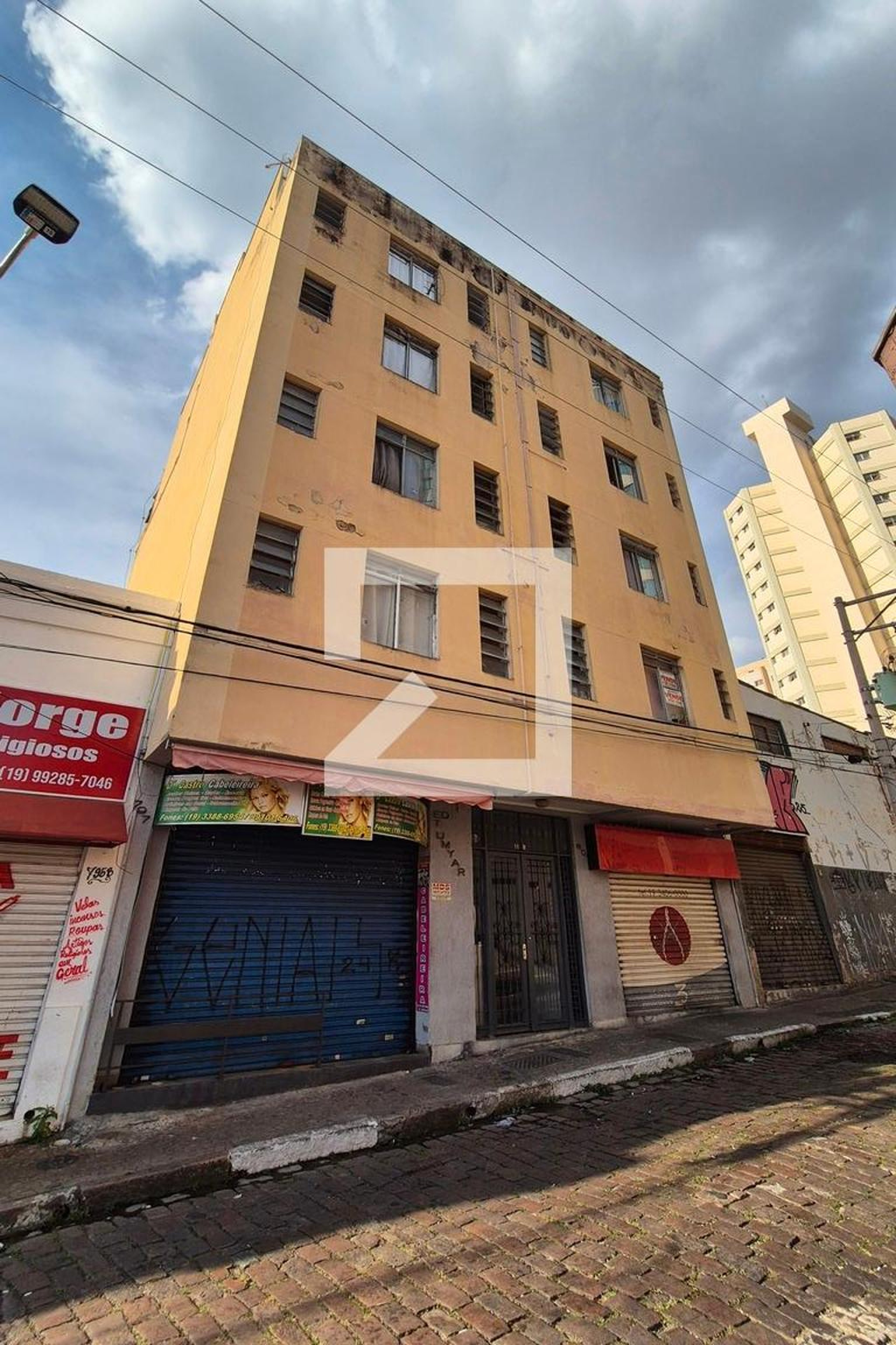 Fachada do Prédio Condomínio Tumyar