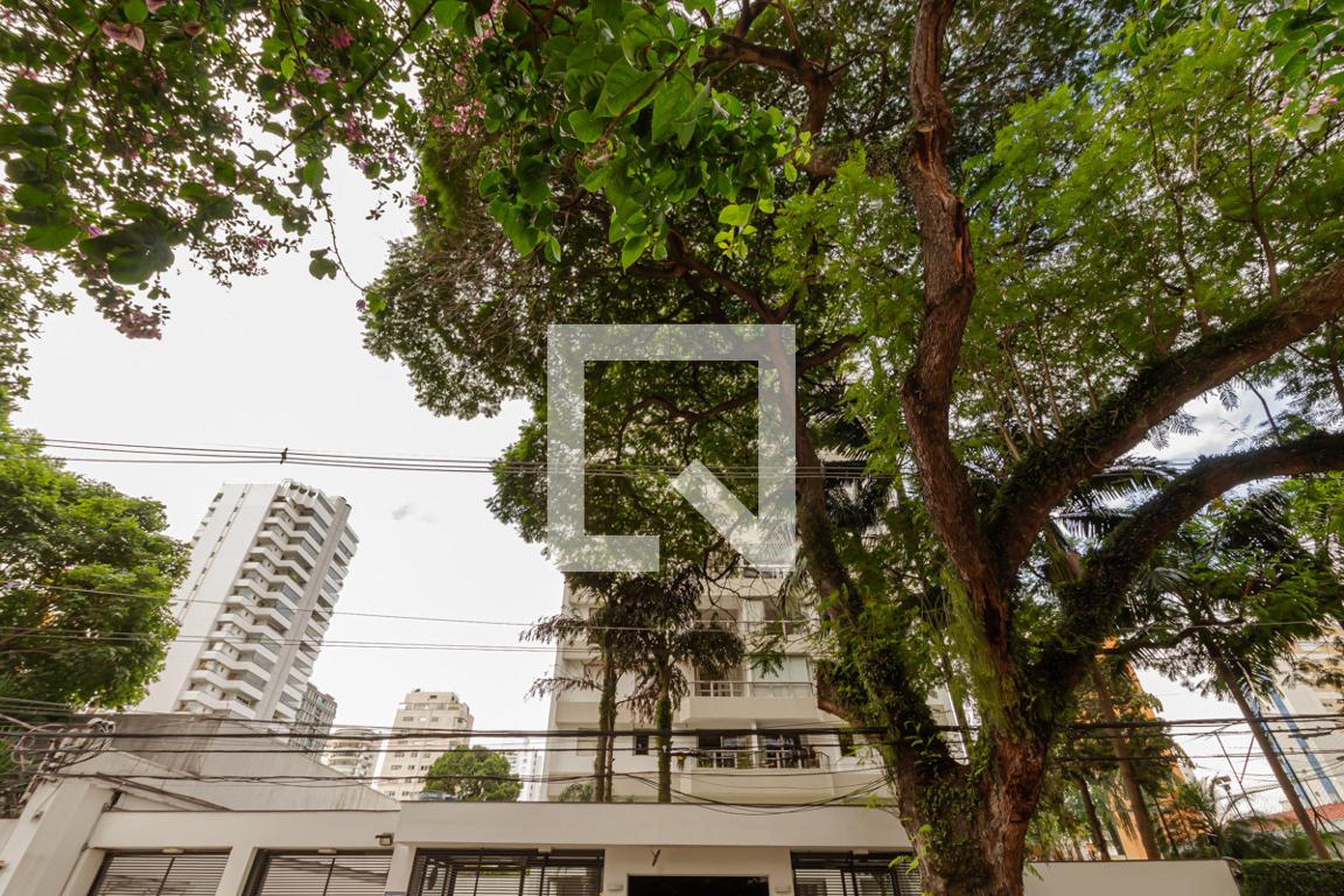 Fachada Edifício Chateau de Manet