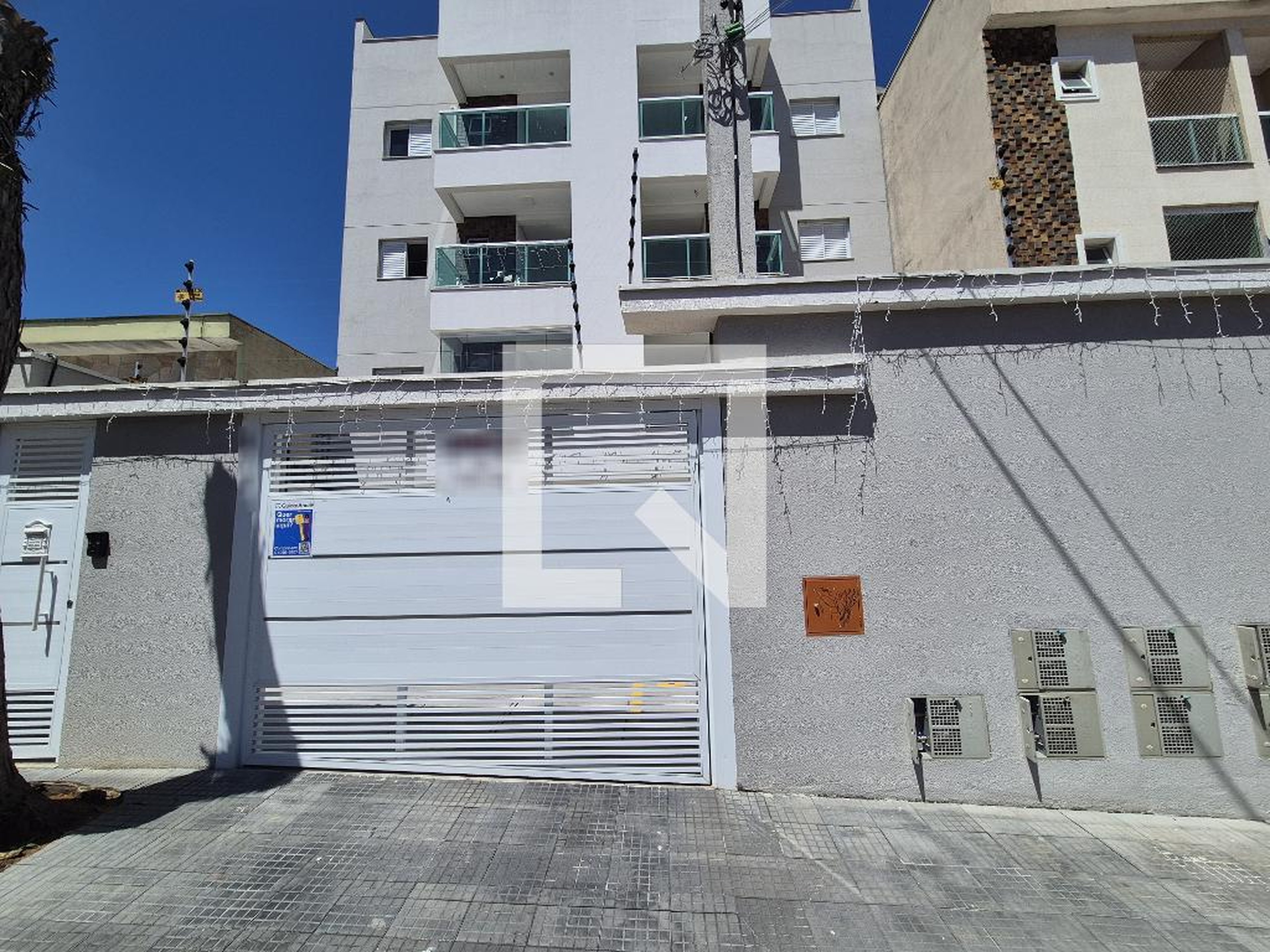 Fachada Condomínio em Rua Manoel Ferraz, 172