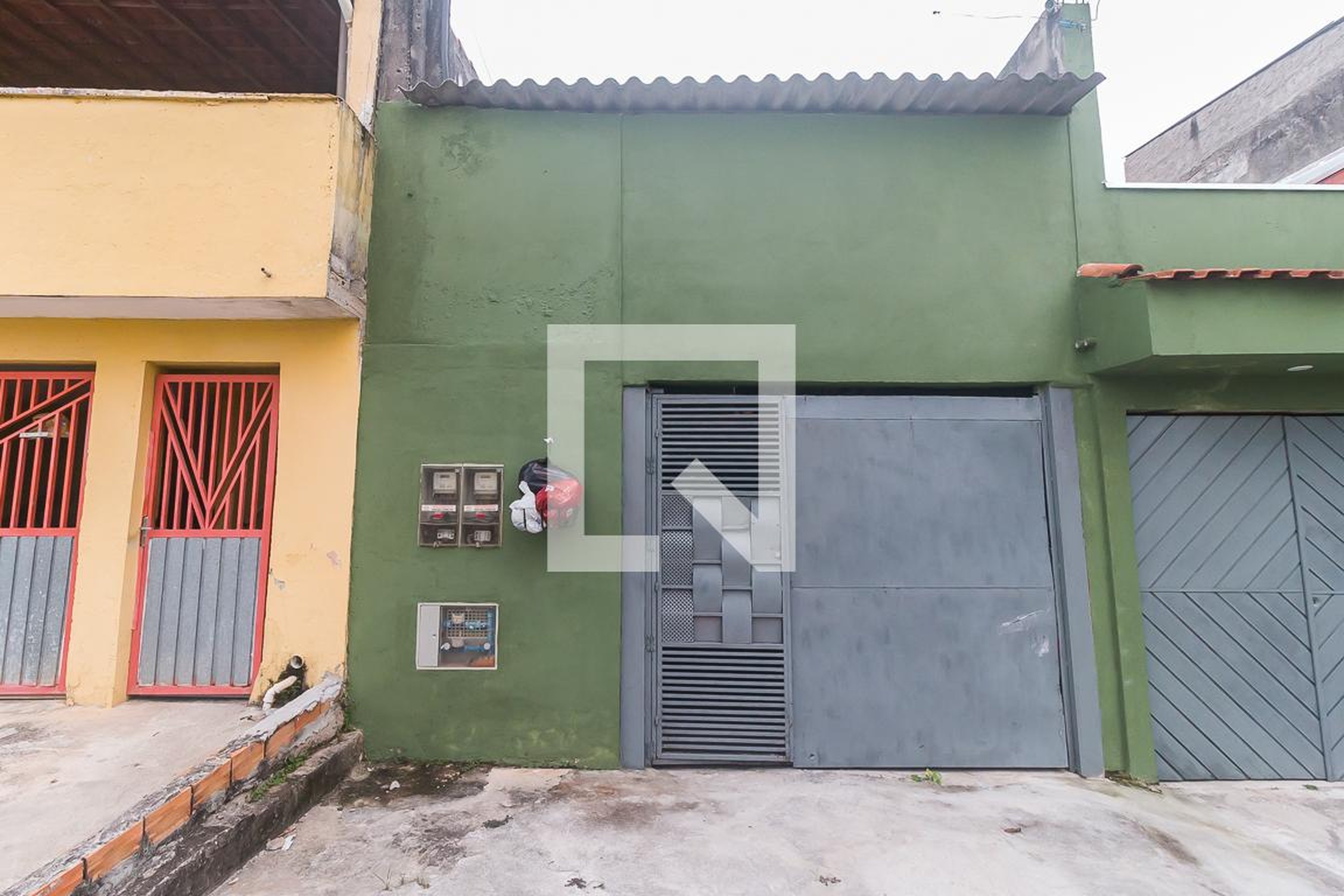 Fachada Condomínio em Rua Doutor Siqueira Campos, 689