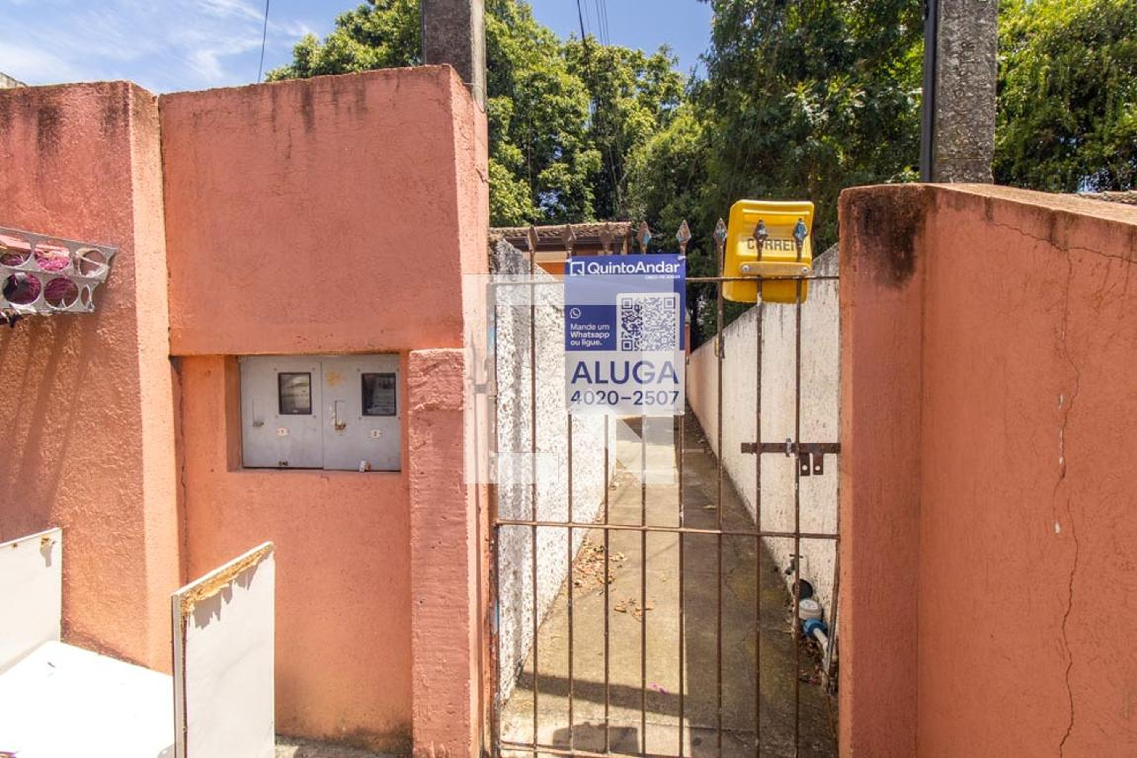 Fachada Condomínio em Rua Coronel Herculano de Araújo, 863