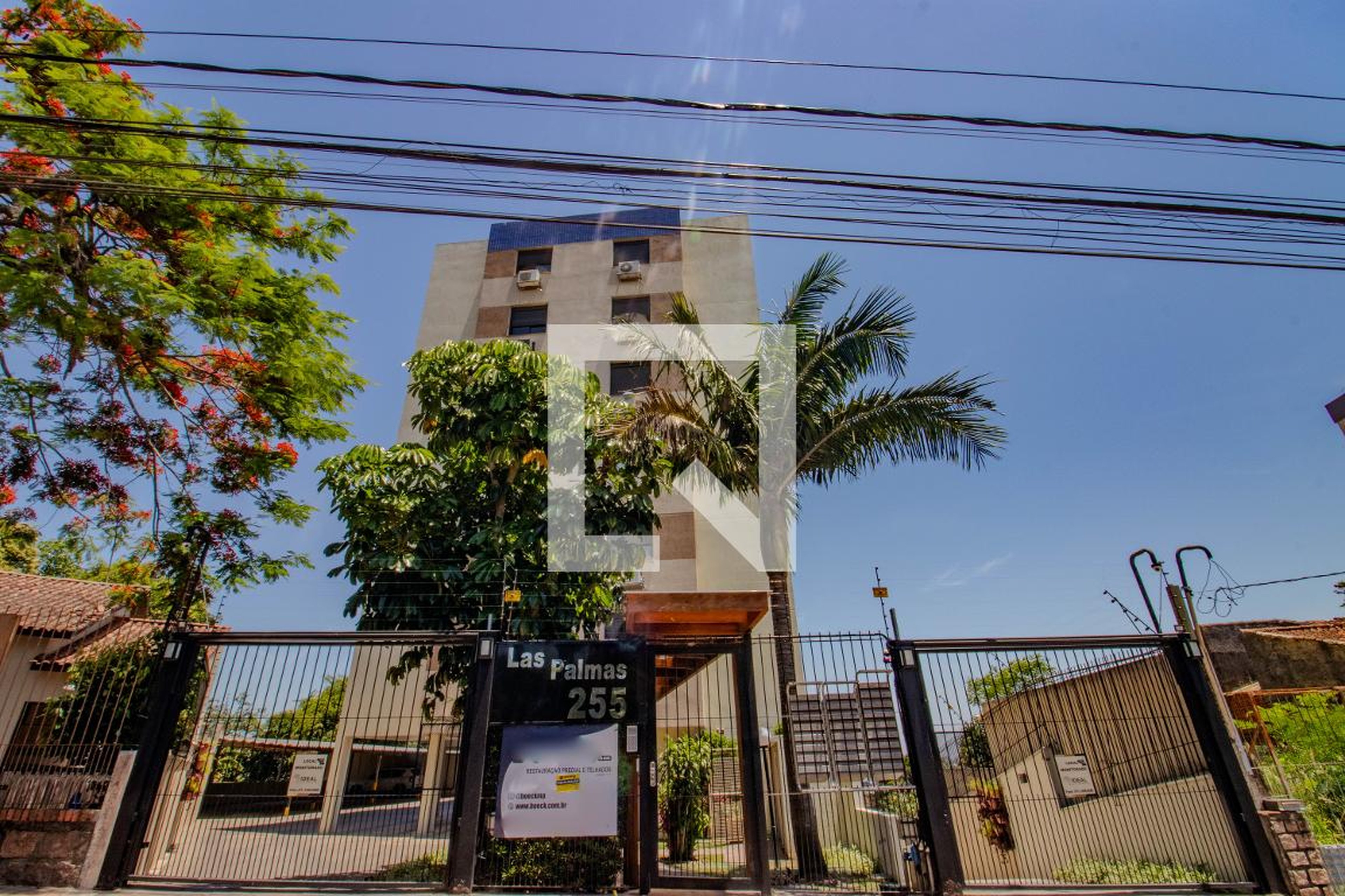 Fachada Residencial Las Palmas