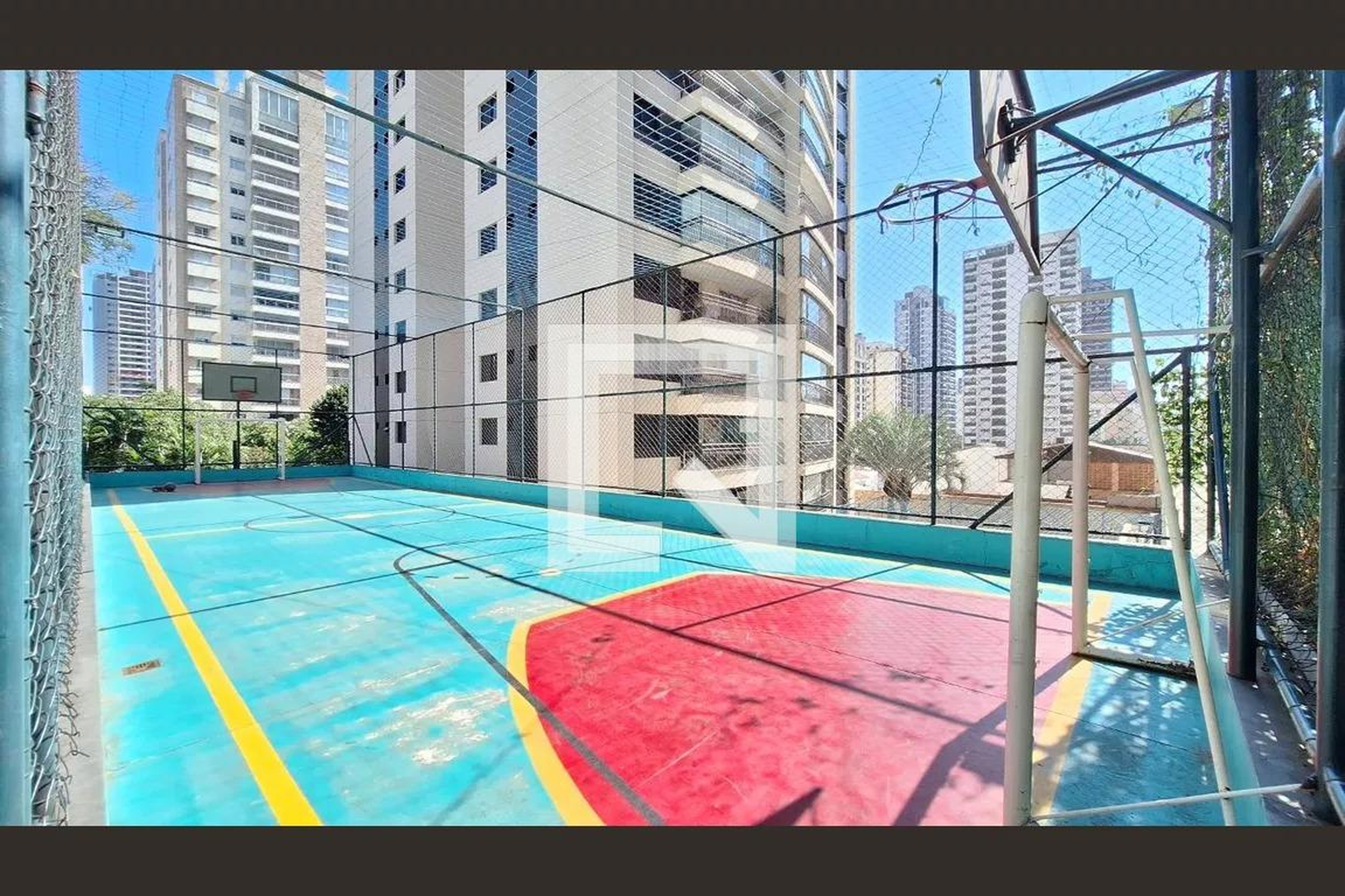 Quadra Esportiva - Edifício Mauro e Braido