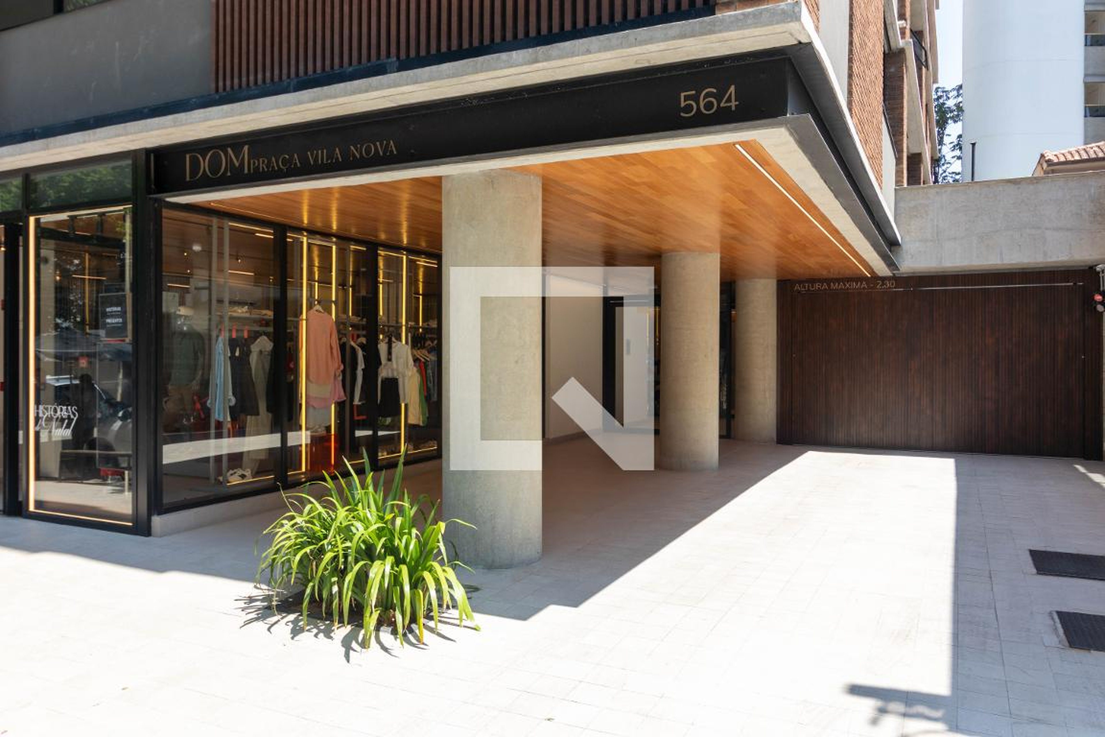 Entrada - Dom 564 Vila Nova
