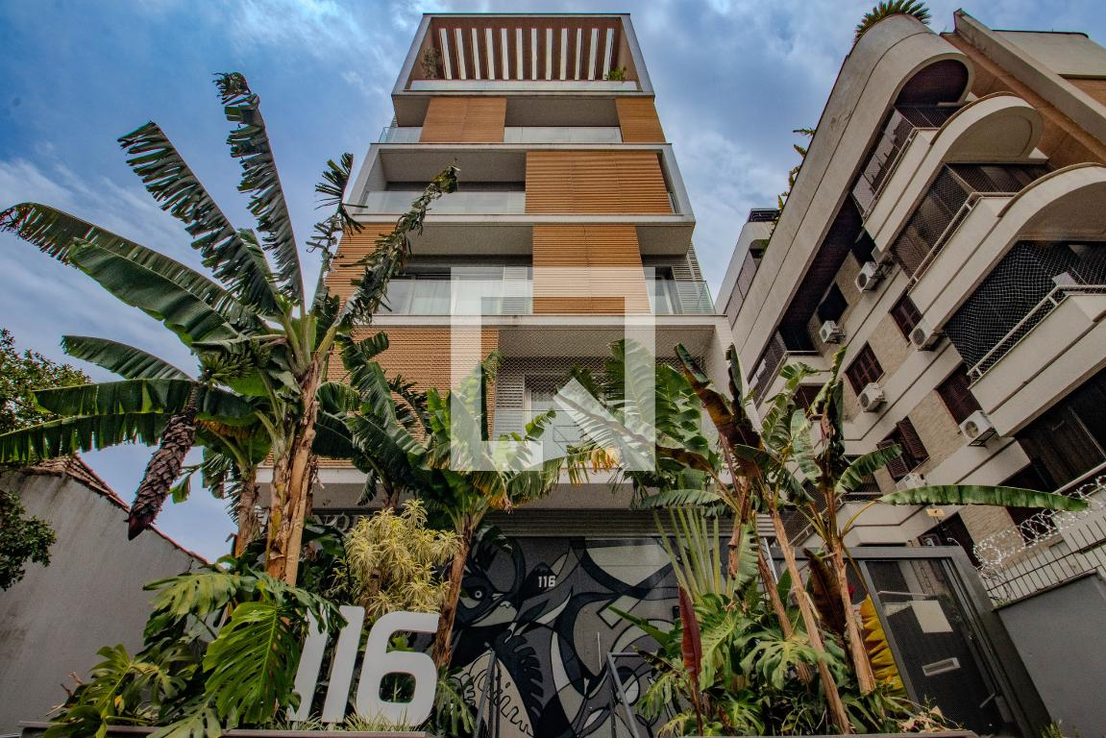 Fachada Condomínio J Candido