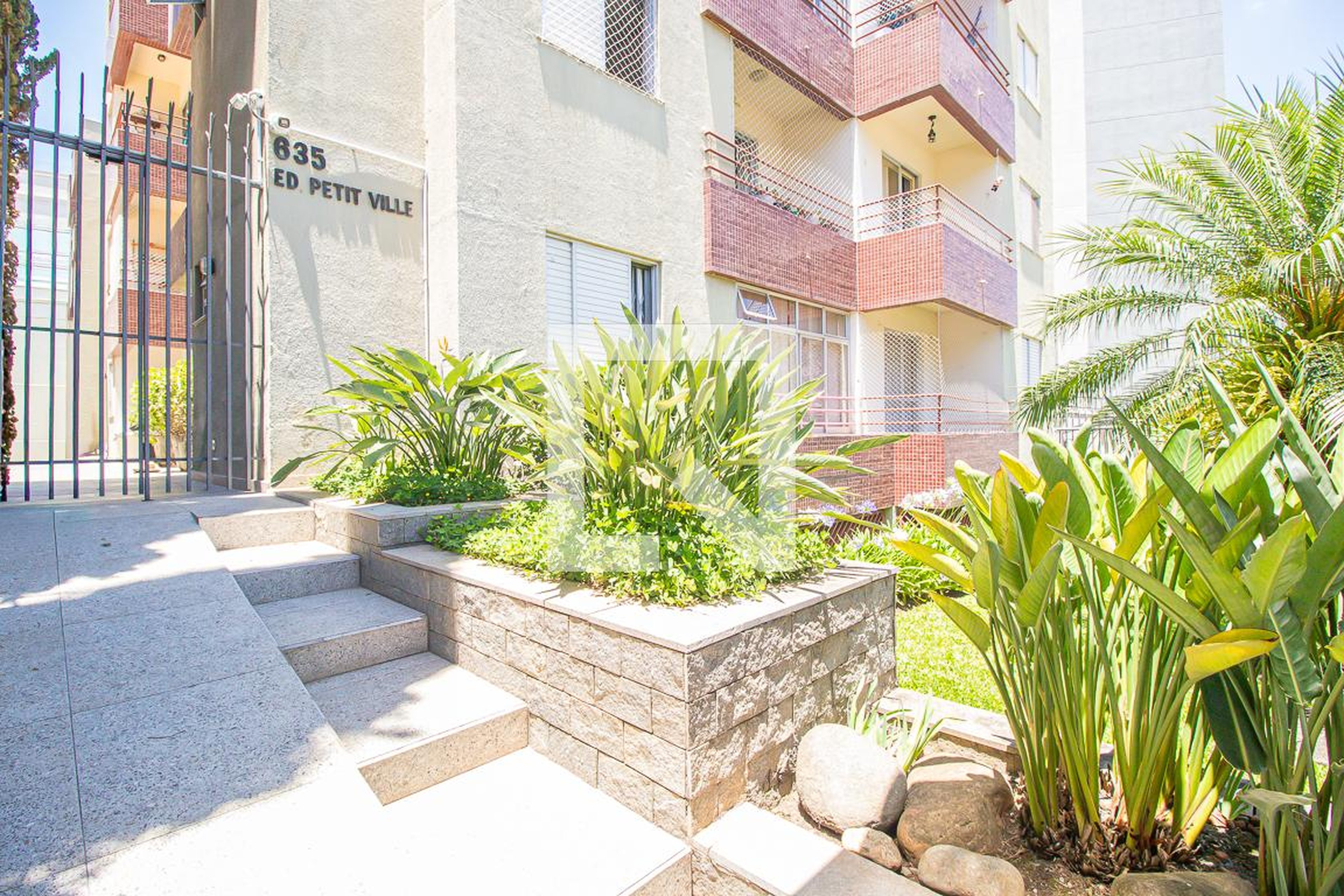 Área comum - Petit Ville