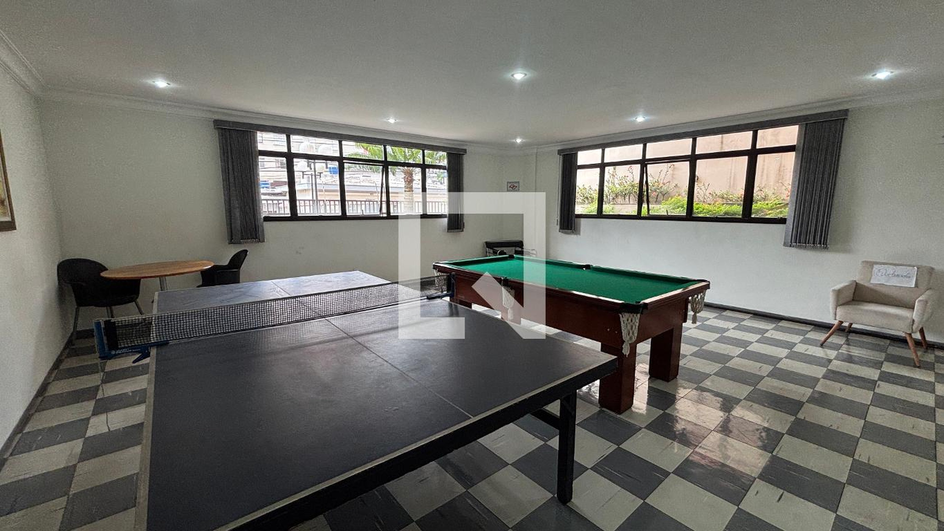 Salão de jogos - Studio One