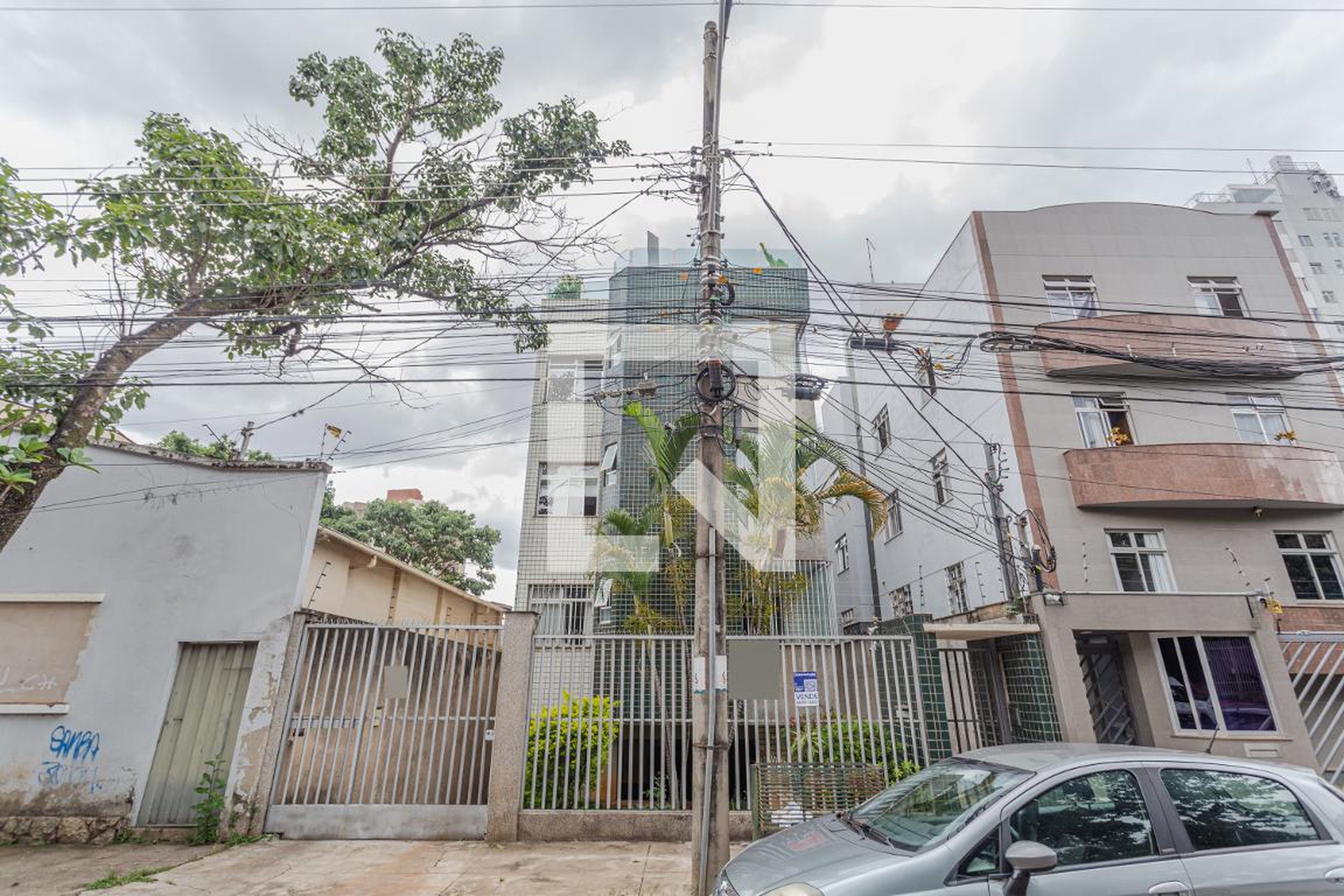 Fachada Condomínio em Rua Mucuri, 117