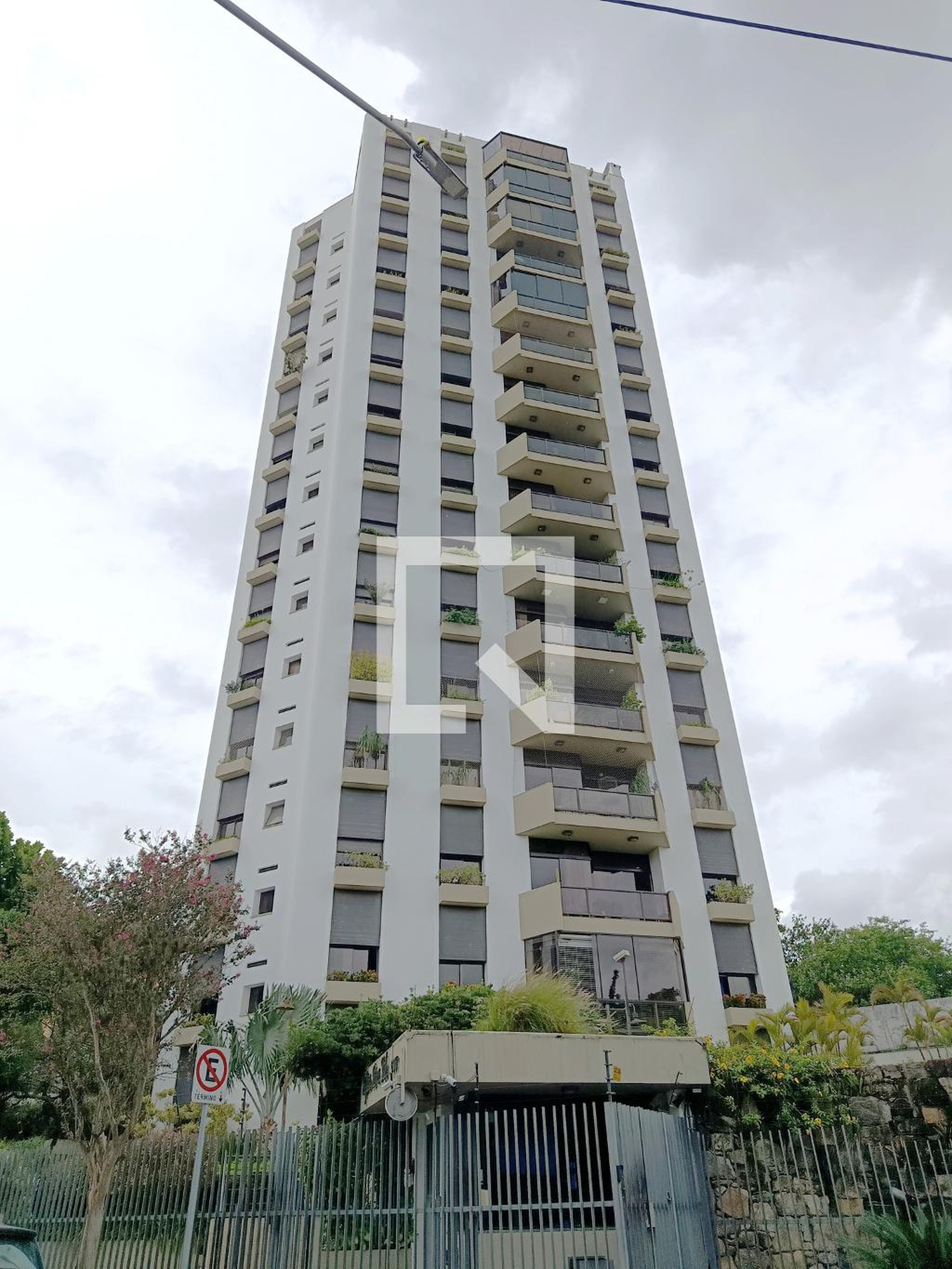 Fachada Condomínio Riverside