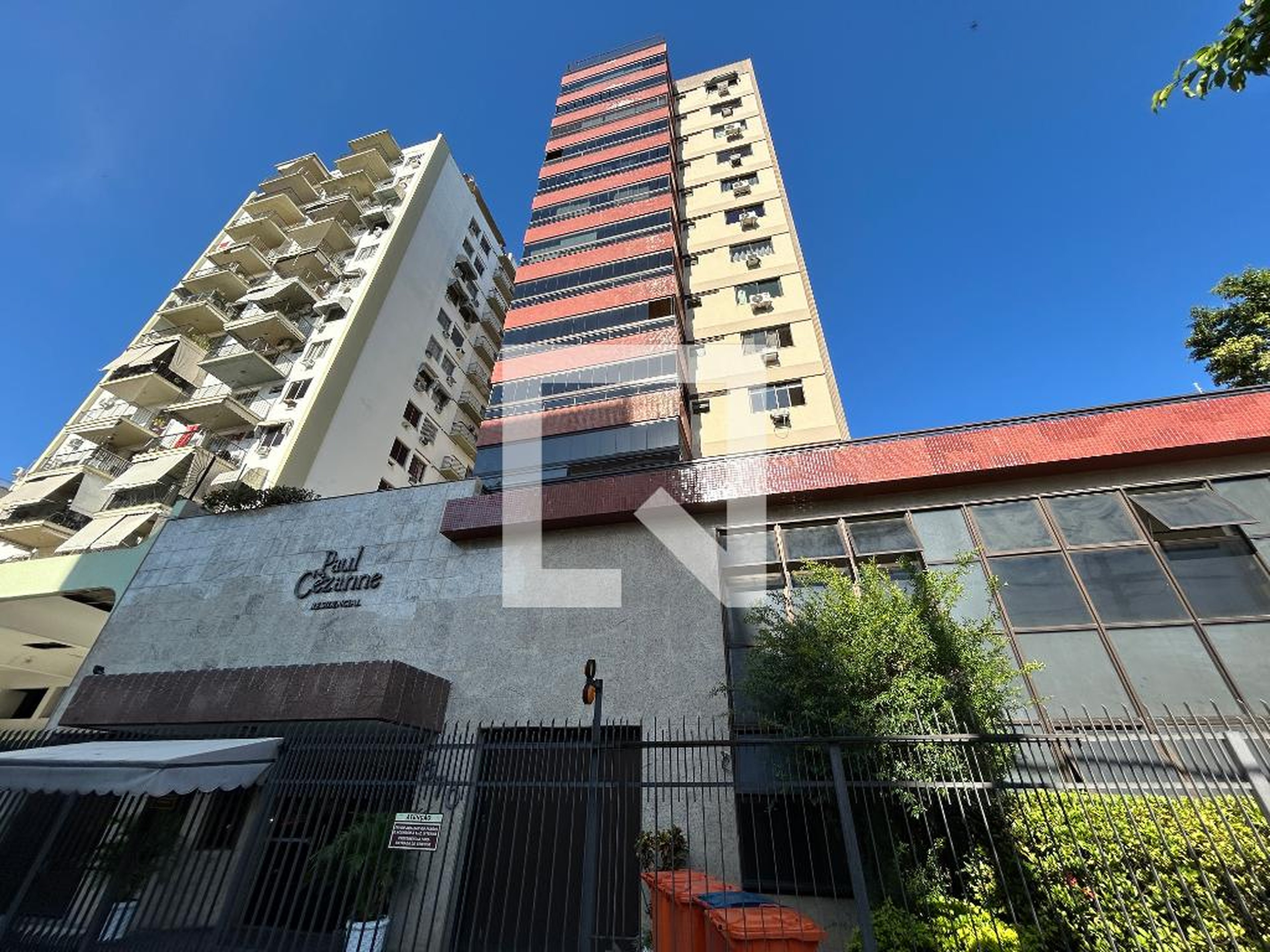 Fachada Residencial Paul Cézanne