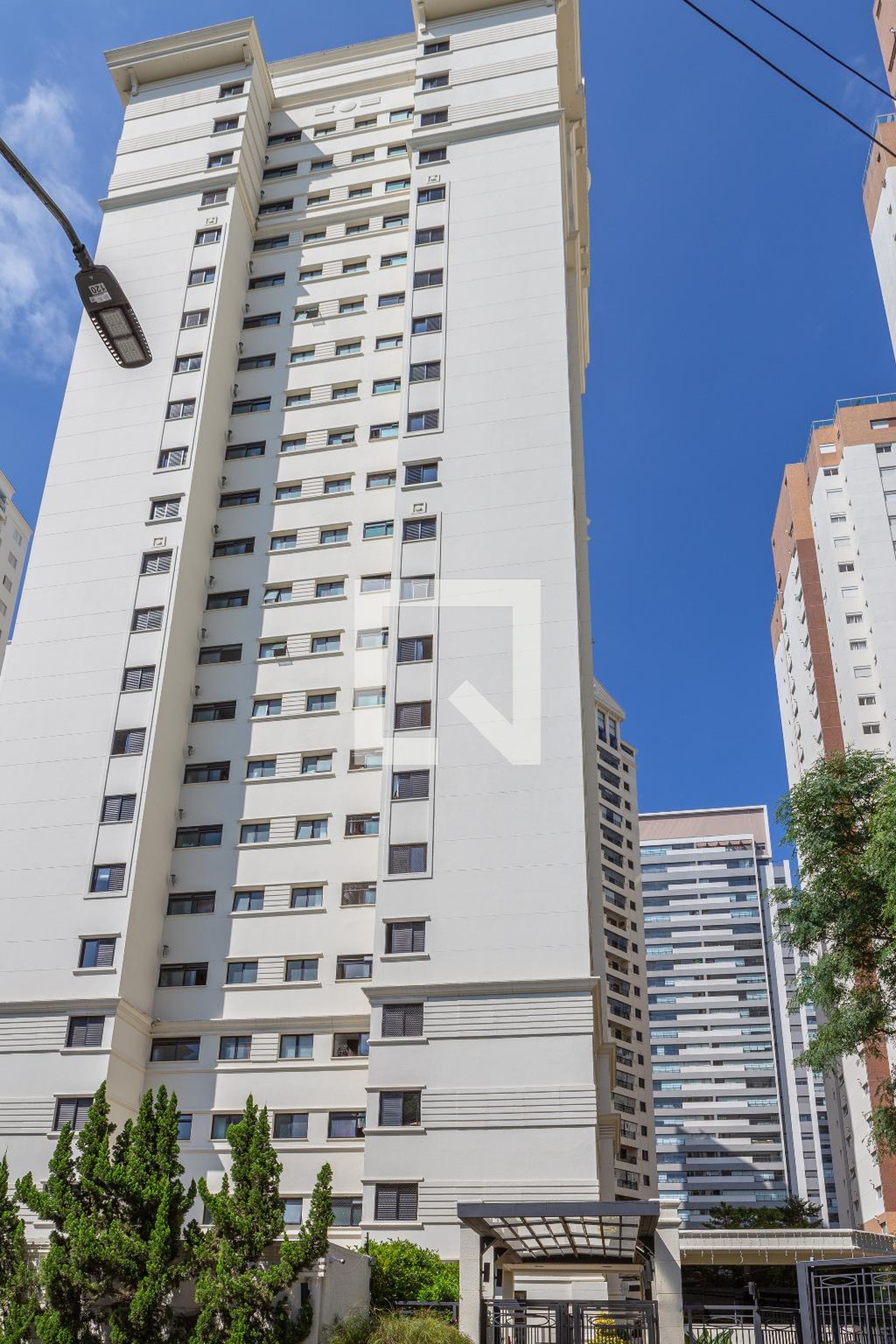 Fachada Condomínio Terraços Alto da Lapa