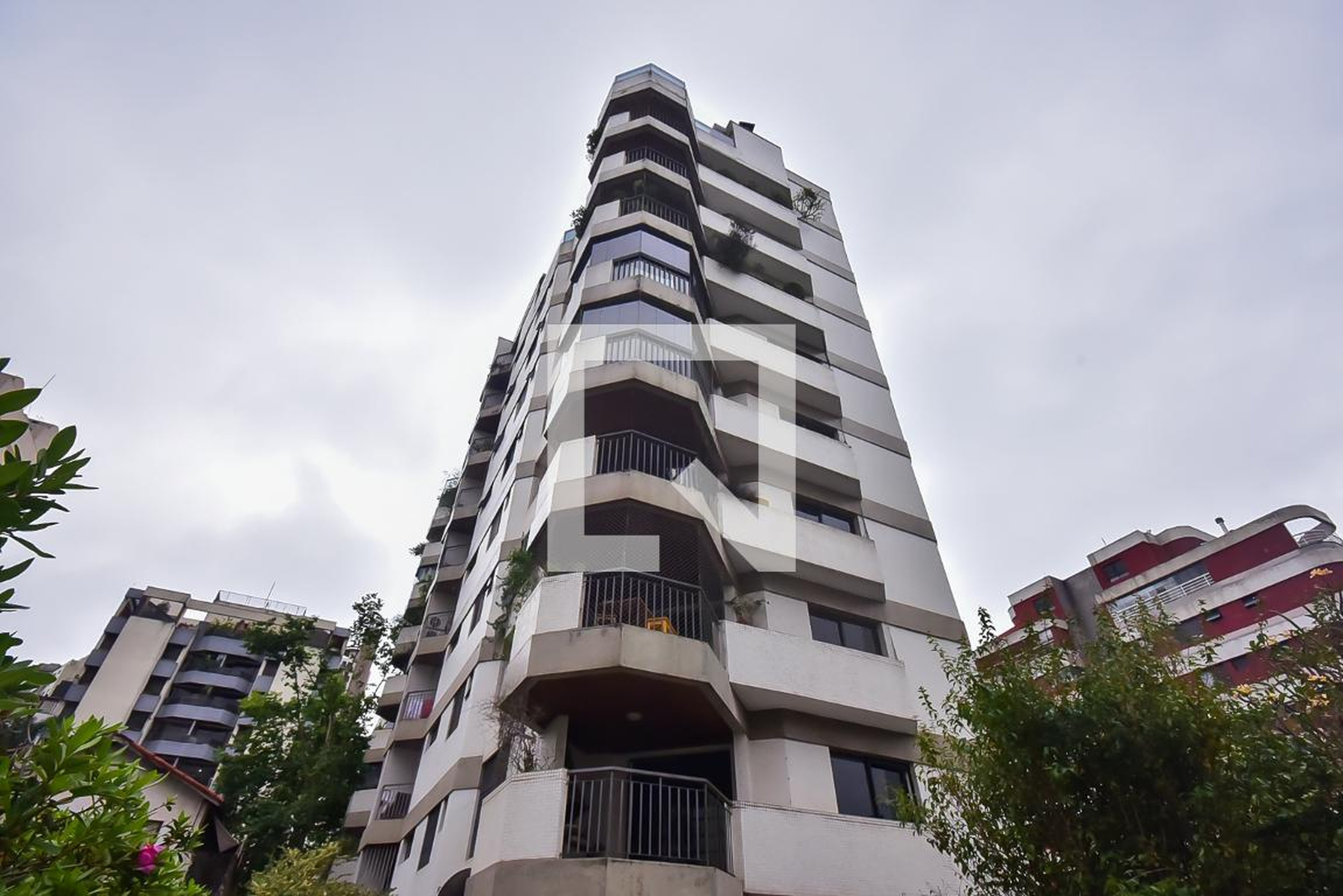 Fachada Edifício Maison Neuve