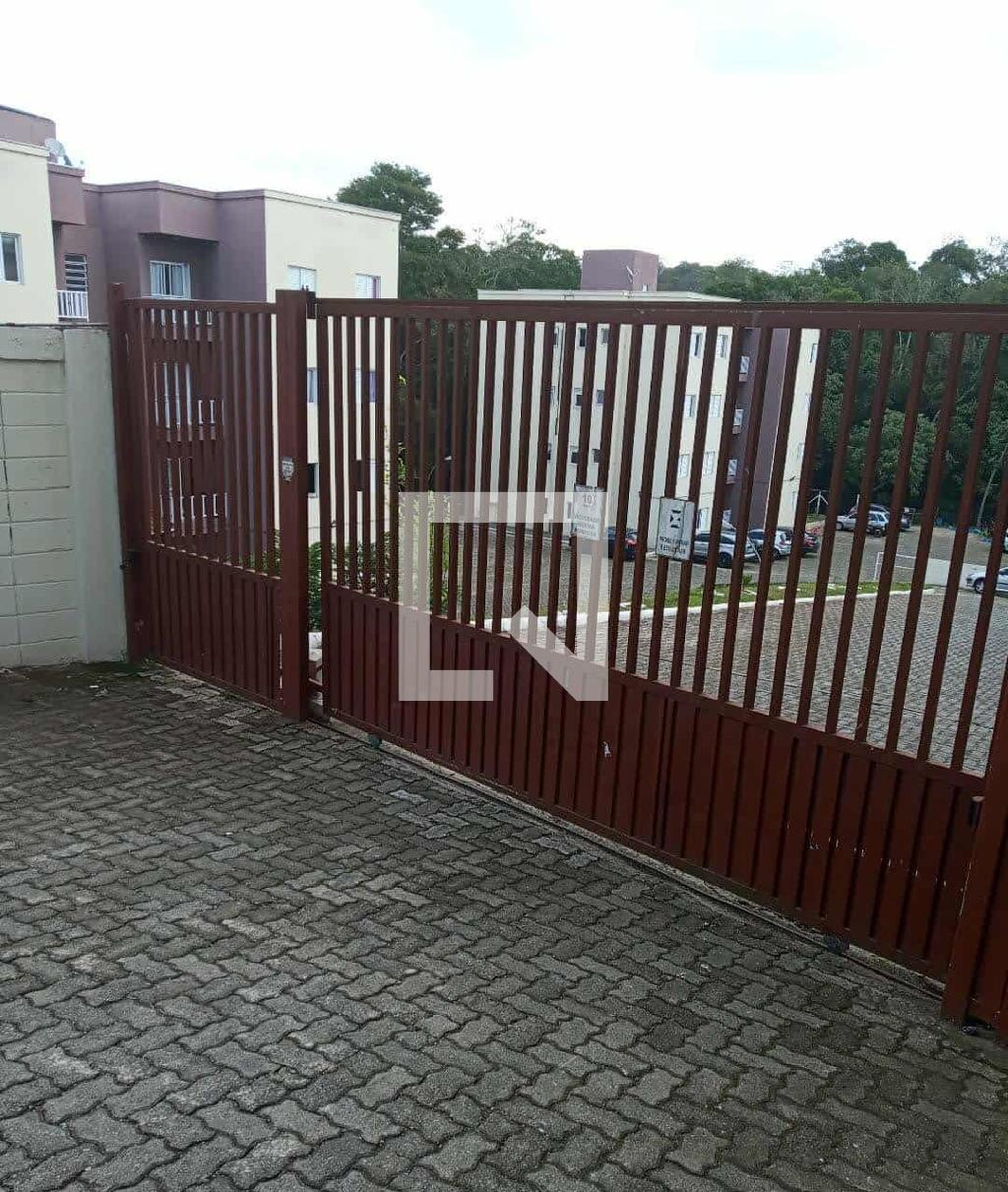 fachada Condomínio em Estrada Manoel Lages do Chão, 1833