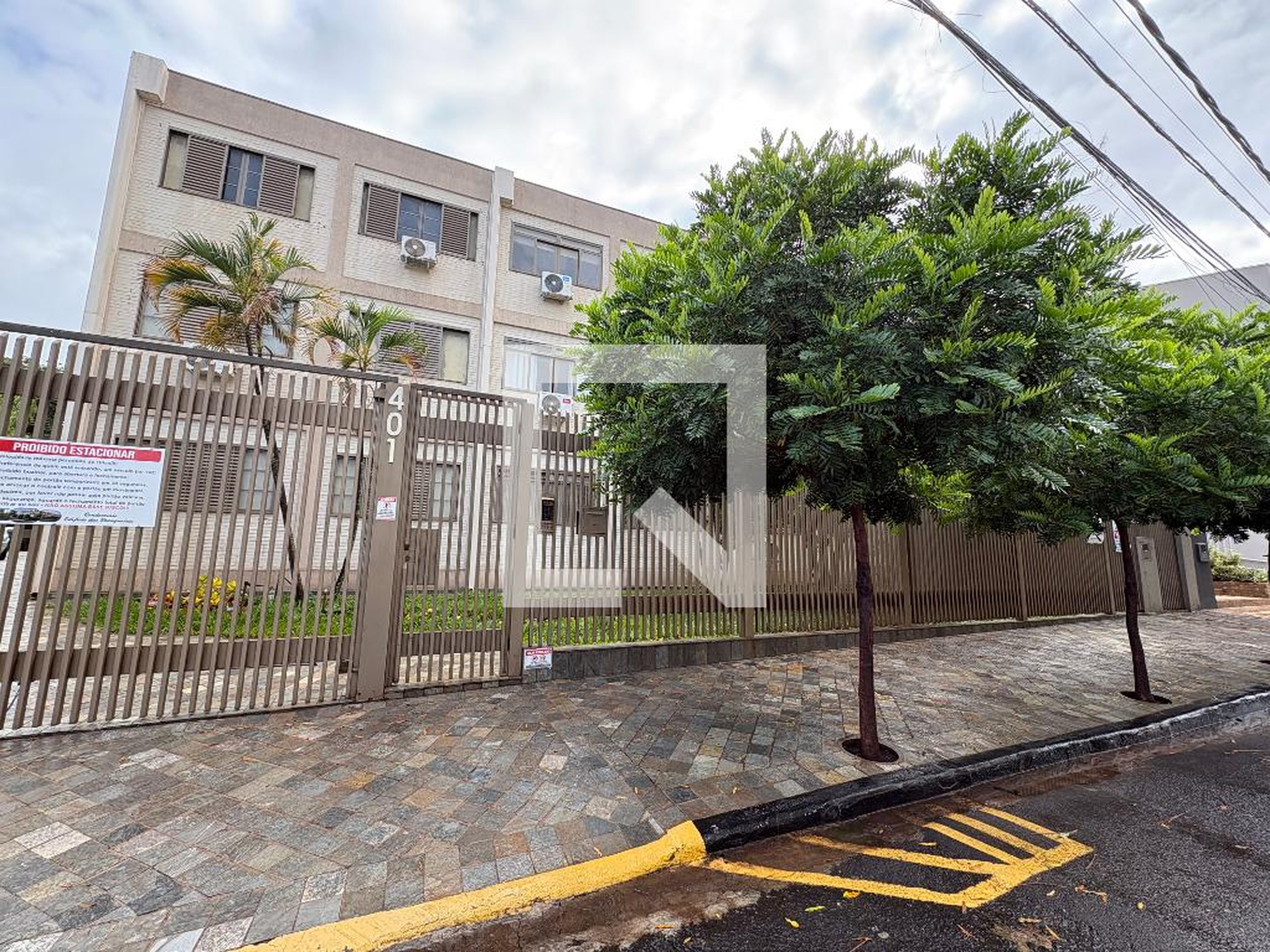 Fachada Edifício das Mangueiras