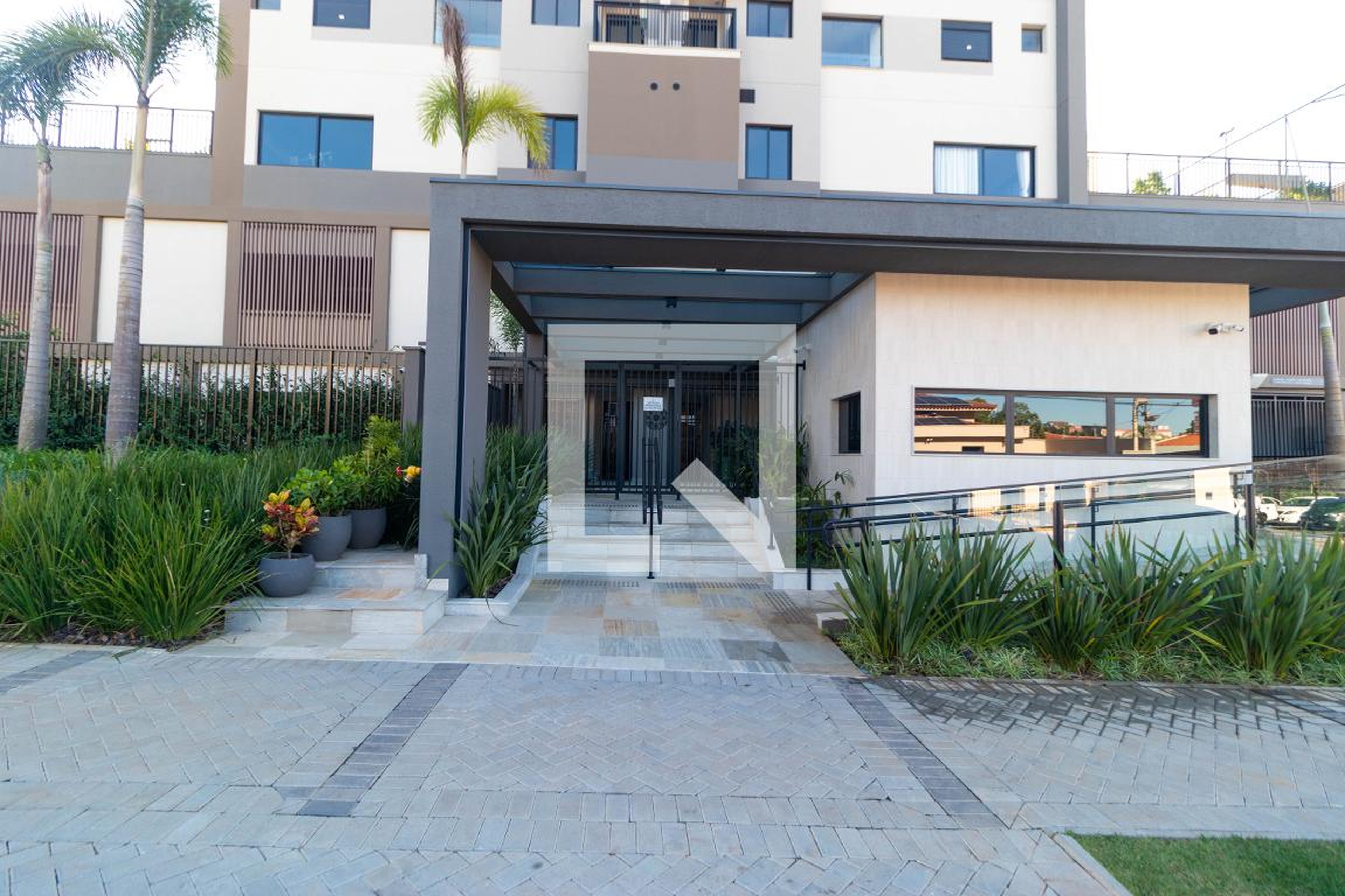 Fachada Condomínio Allure Guanabara Patriani